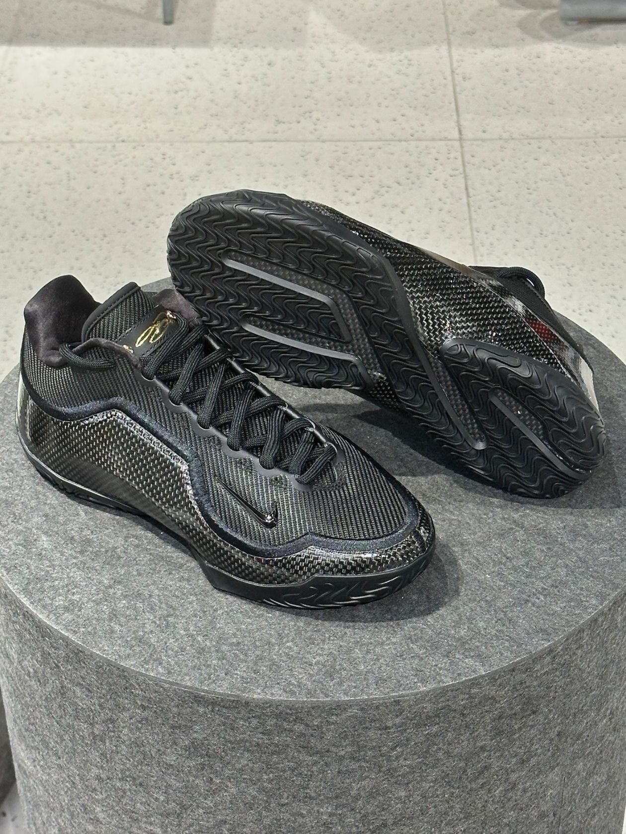 Nike LeBron 23｜这新配色有点酷的哦🥷🥷