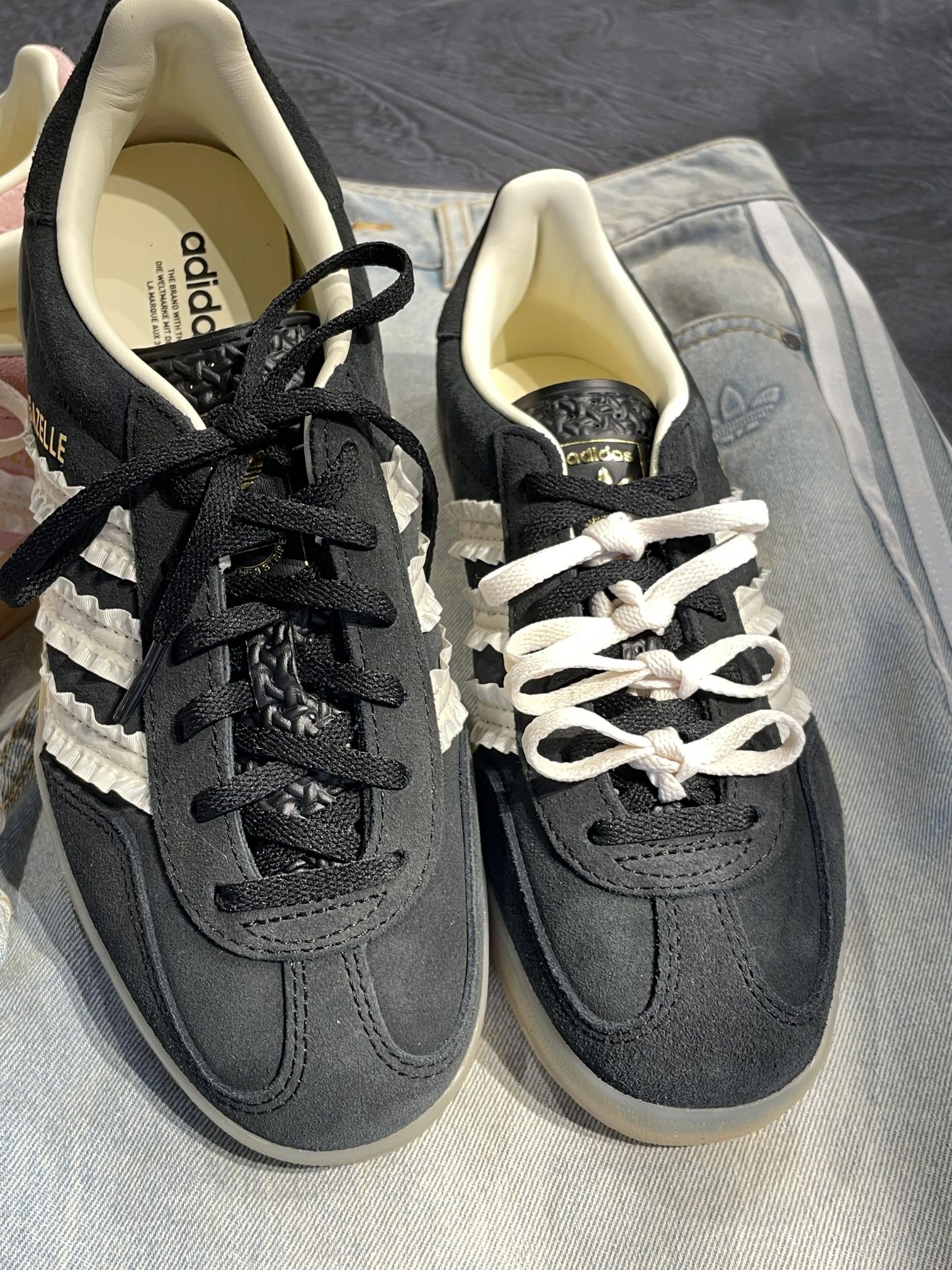 阿迪荷叶边“蕾丝”T头鞋👟 宽边褶皱的设计