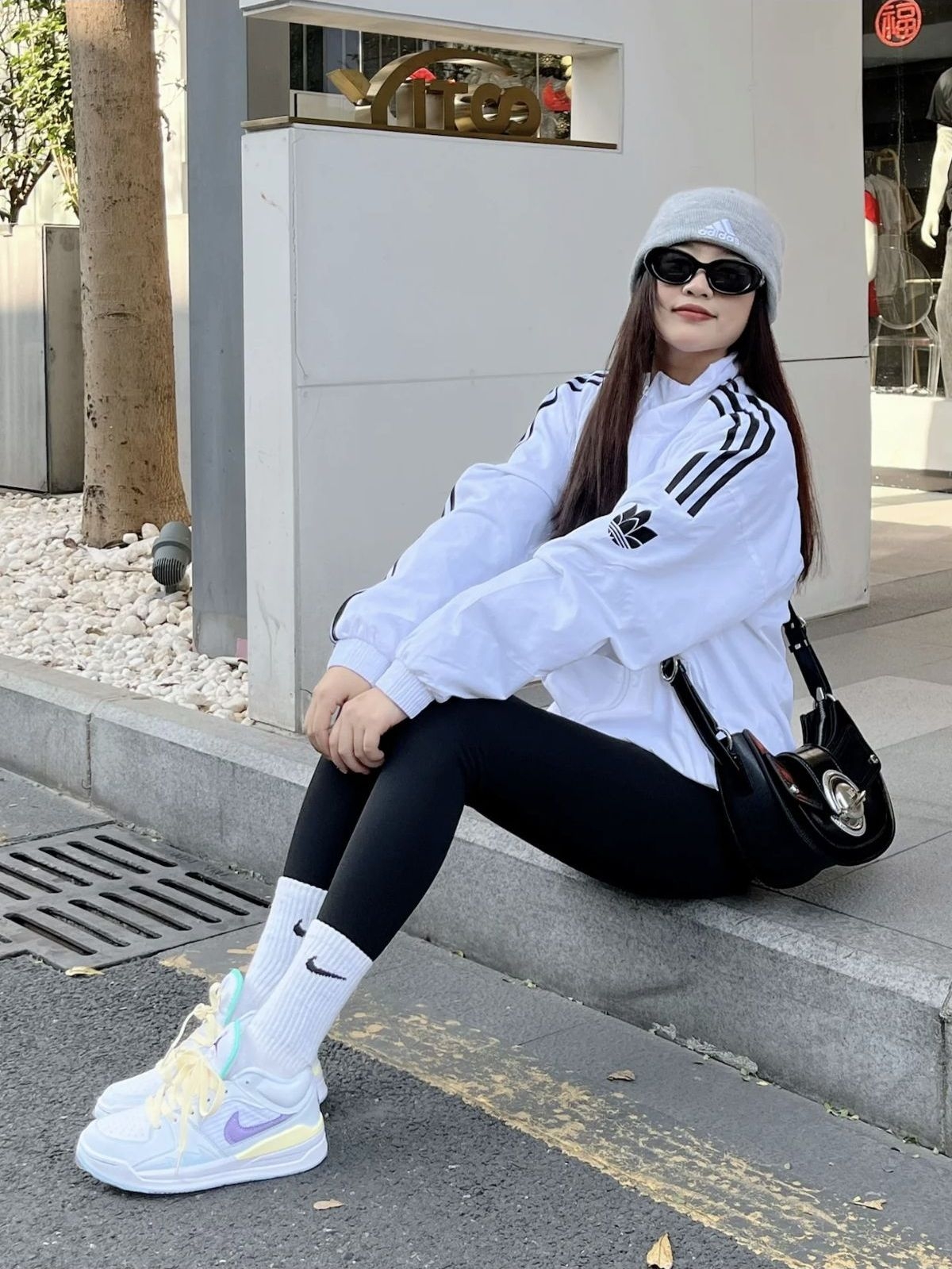 春季简约休闲运动风穿搭分享
