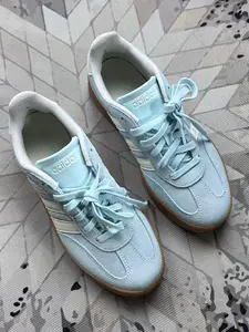 adidas浅冰蓝🧊➗软fufu小云朵☁️🟰清爽到犯规✨