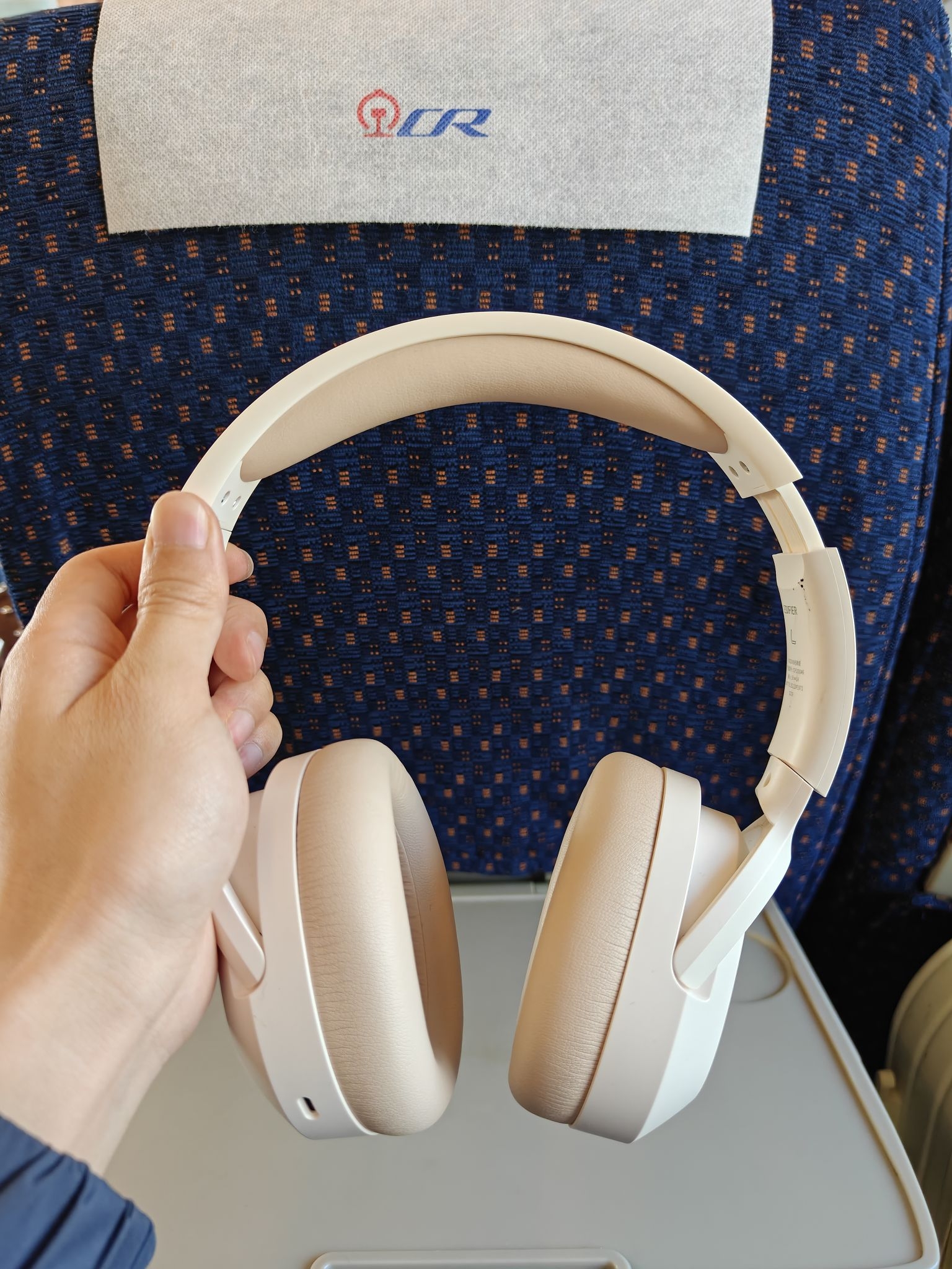 🚞路上戴着漫步者真是一种享受😌
