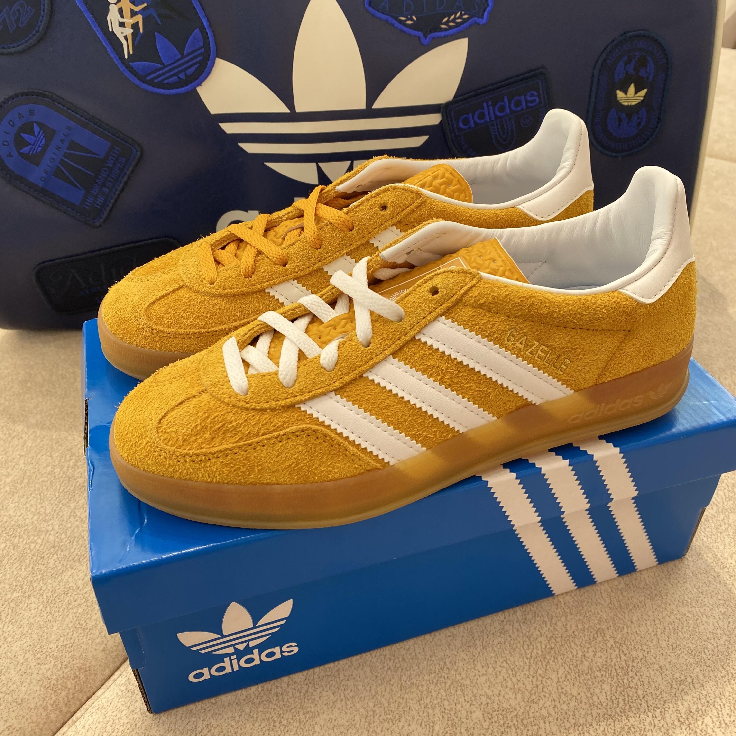 被adidas小黄鞋拿捏住的一天🟡 复古黄