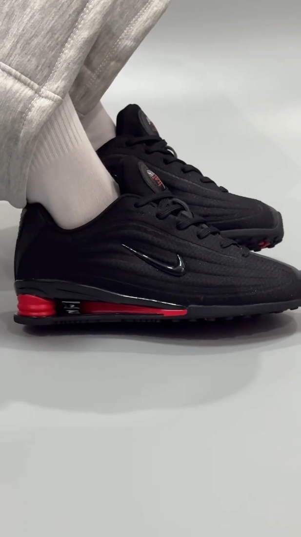 年度宝藏鞋款！Shox Z的颜值和脚感双在线