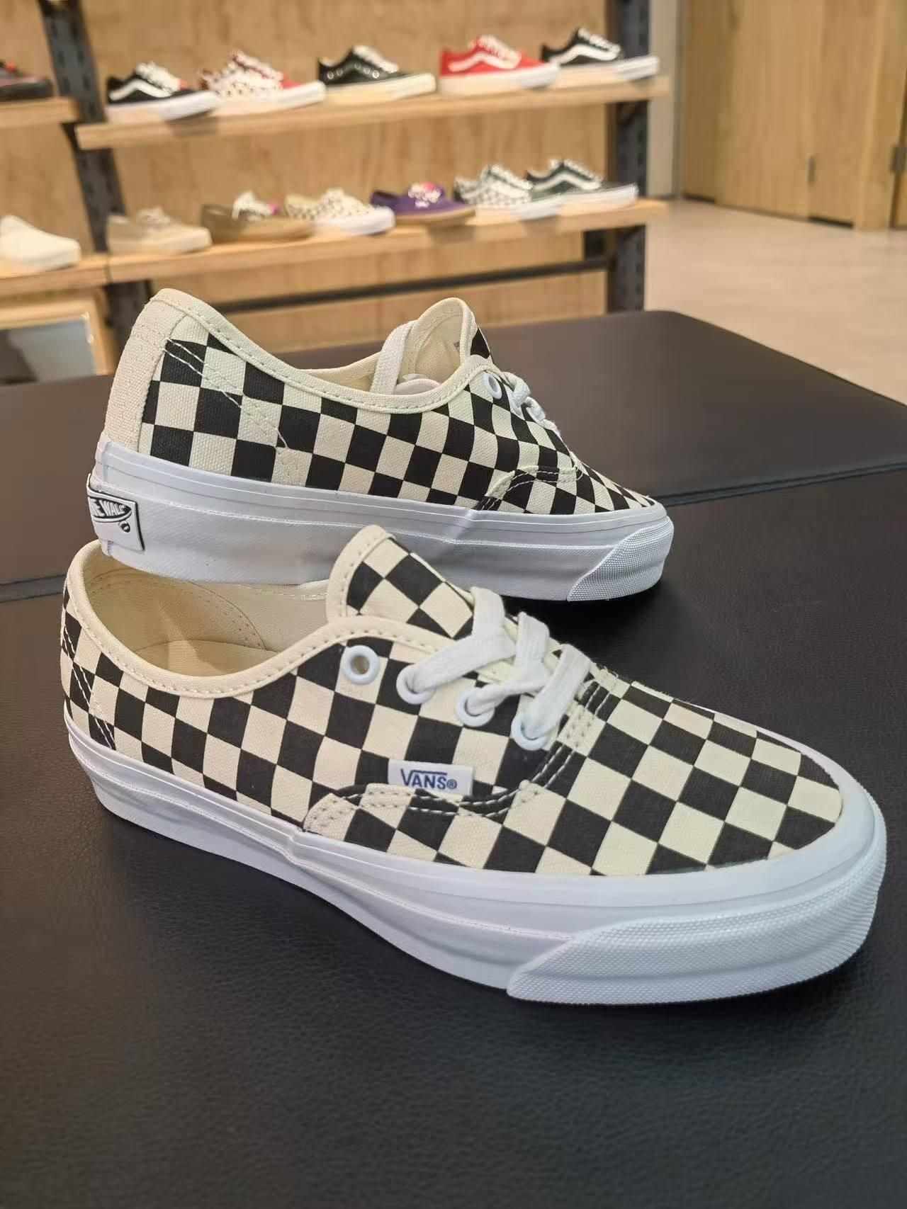 Vans 来双经典棋盘格双 不出错🛹 