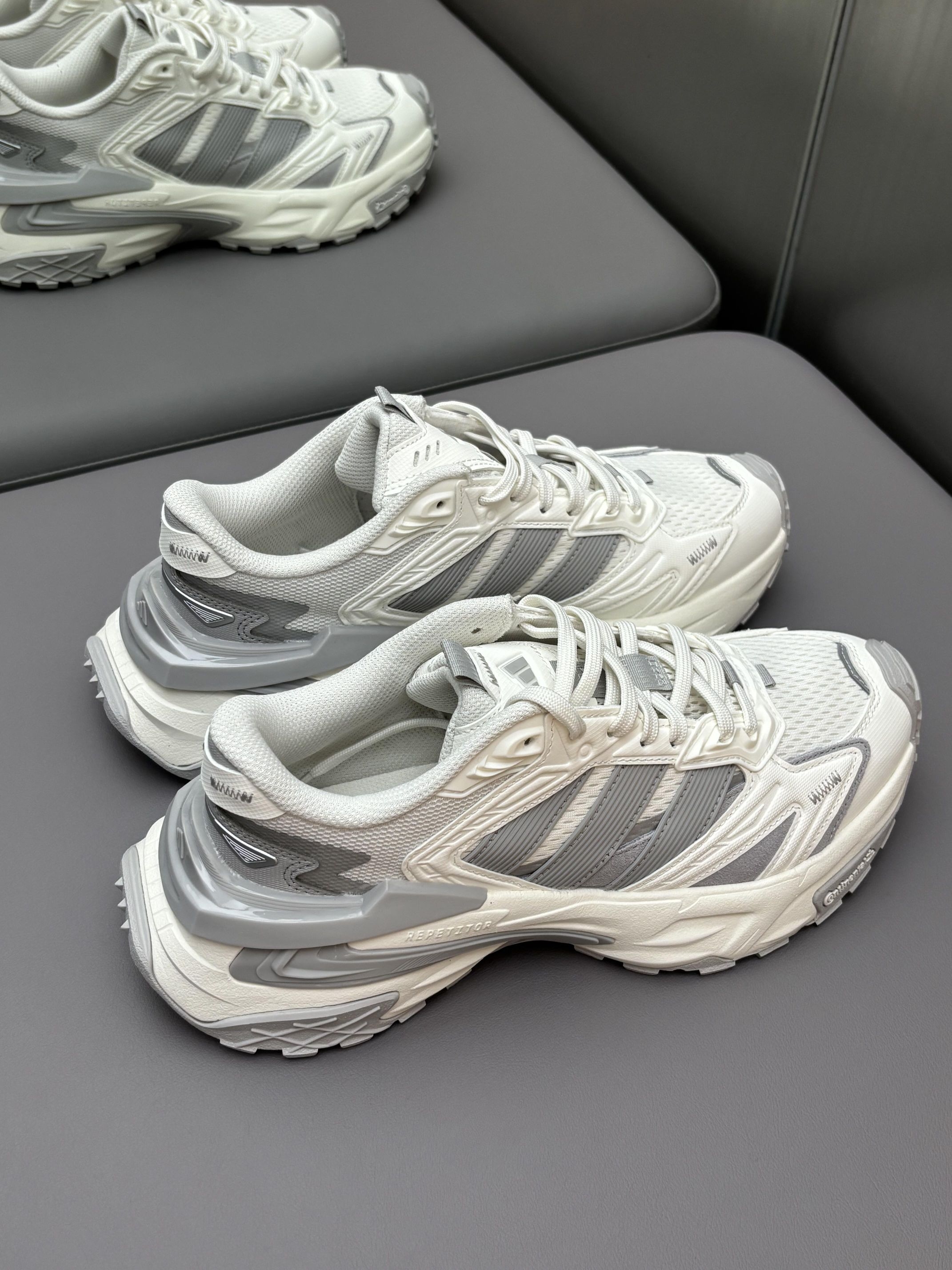 Adidas FOS/XLG机甲风暴⛈️ 