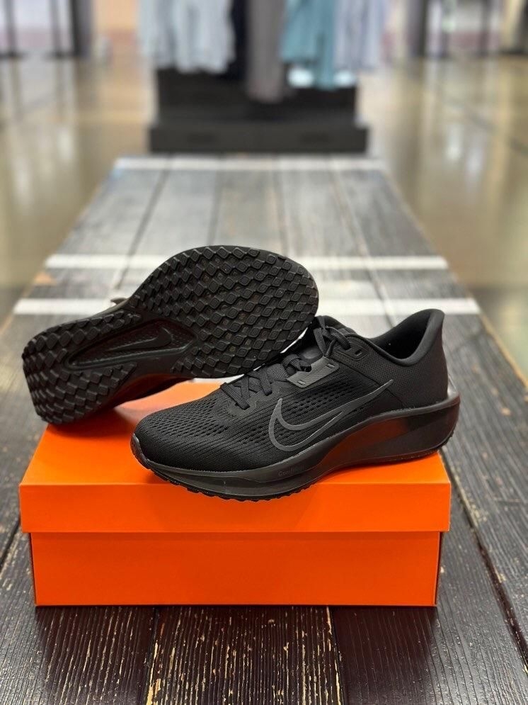 NIKE QUEST 6 耐克男子舒适缓震跑步鞋