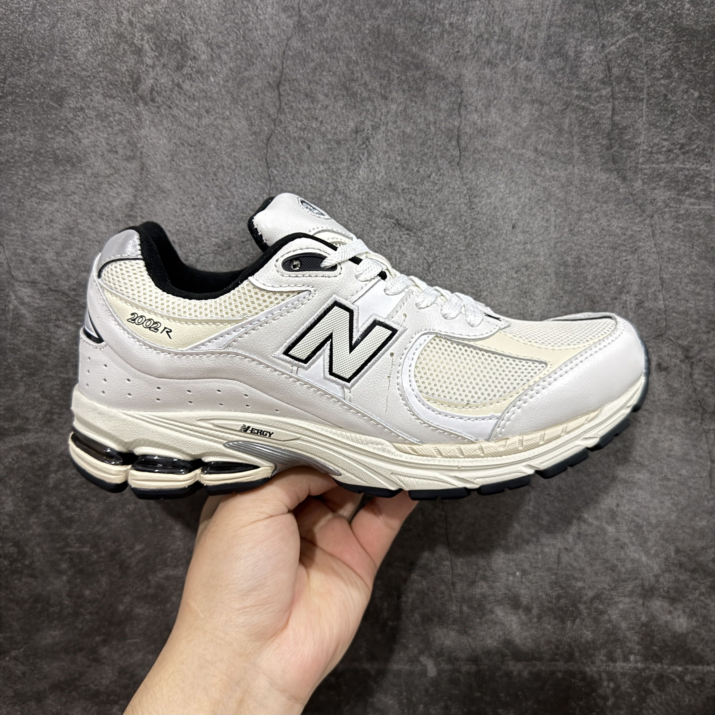 这双New Balance2002R真的戳中我!