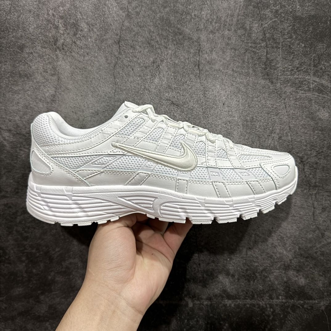 奶白Nike P-6000，夏日干净穿搭标配