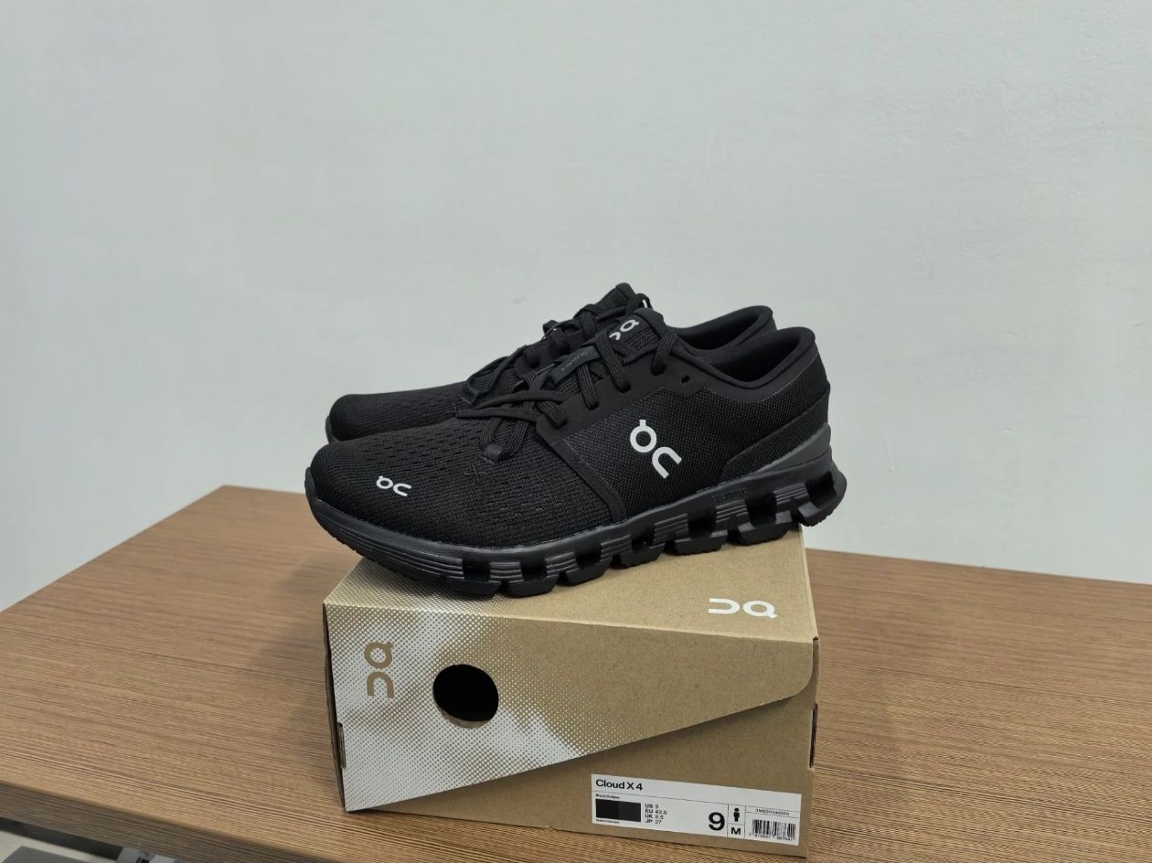 On Cloud X 4 黑色