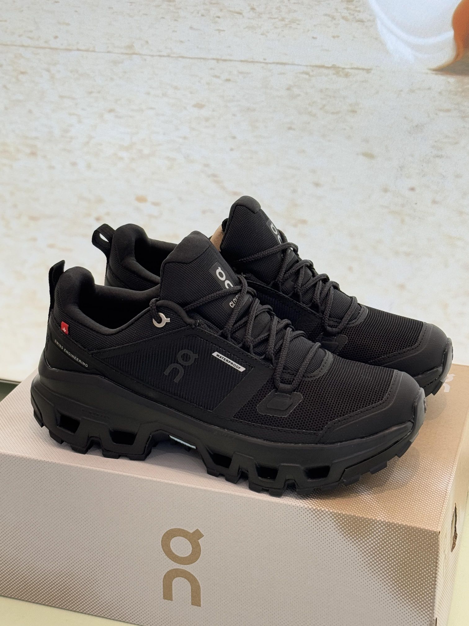 Cloudrock 户外徒步鞋