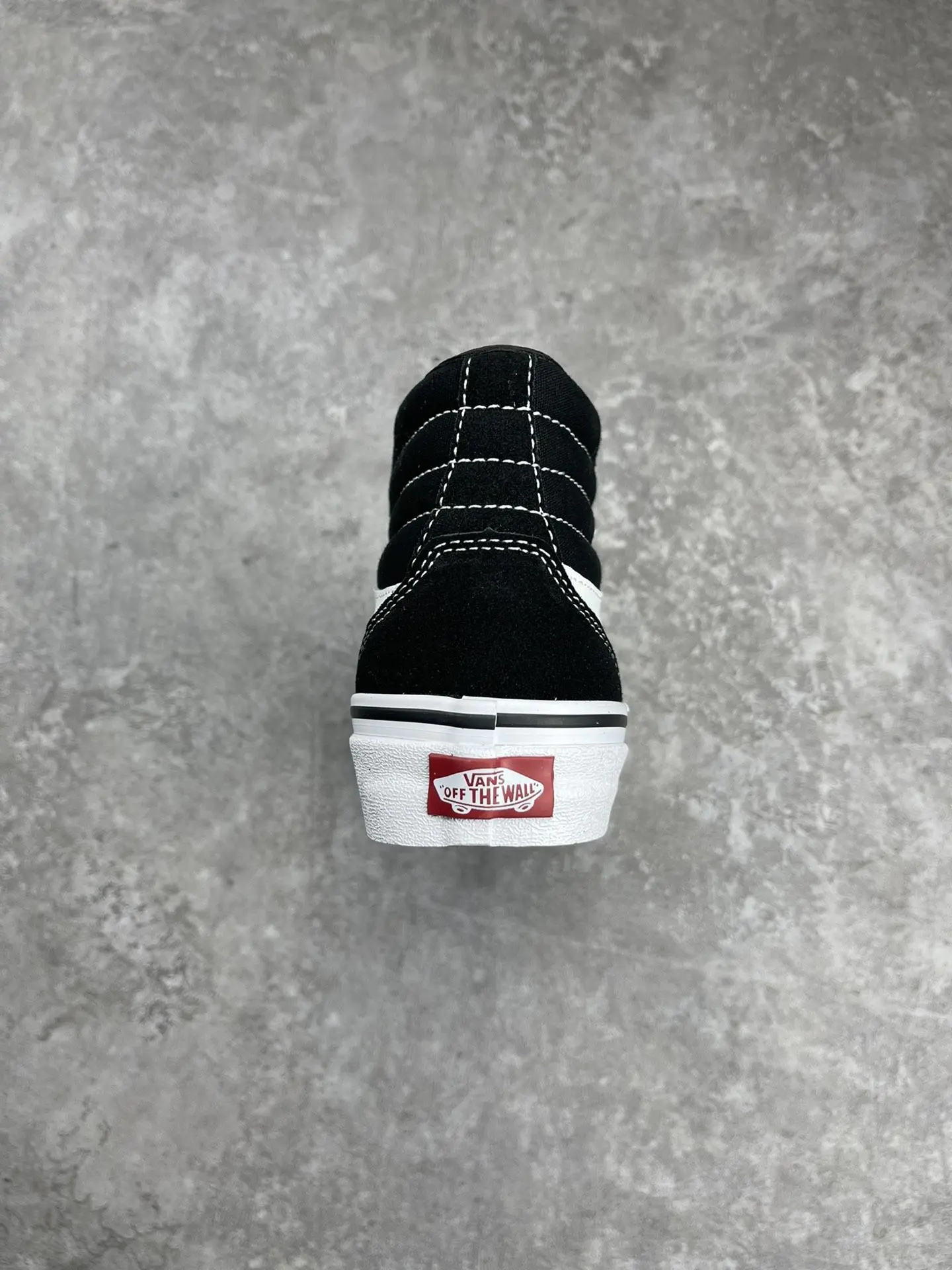 经典黑高帮Vans|万年百搭的通勤休闲鞋