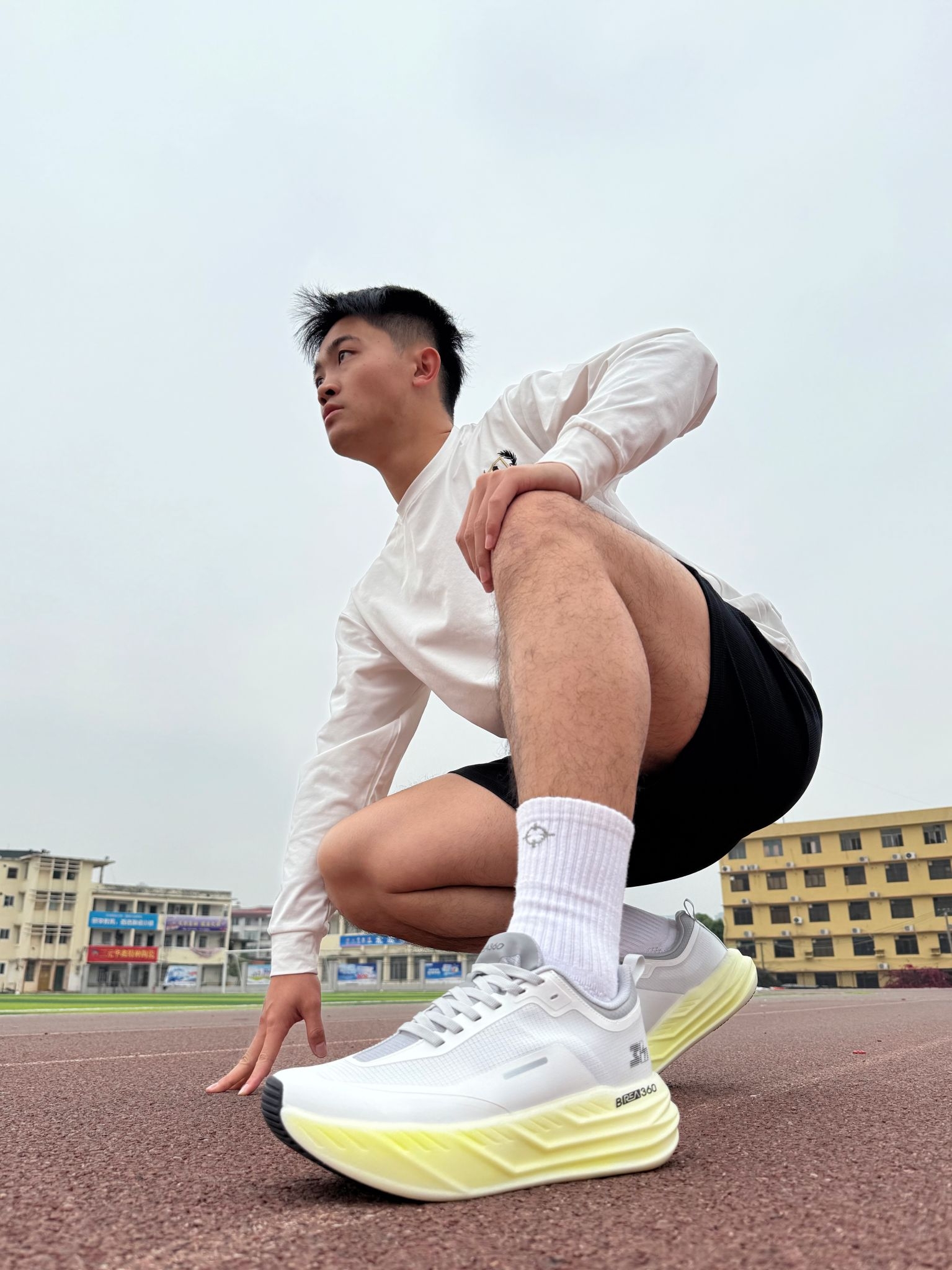 靠这双跑鞋跑出夏日激情