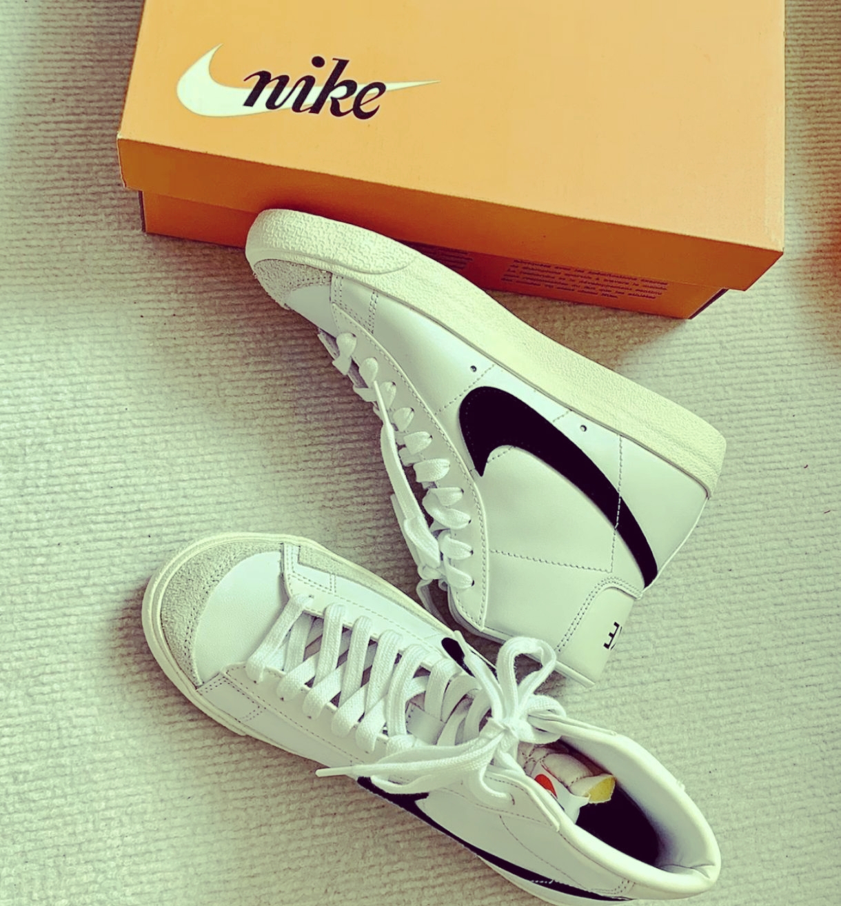 耐克Nike Blazer 77 vintage 中帮 板鞋 