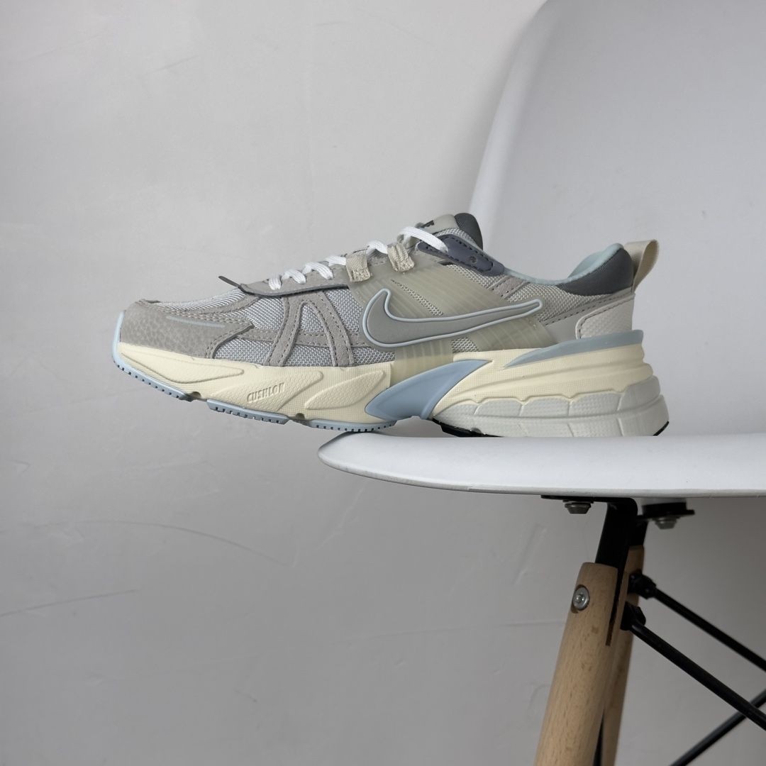 近期超爱的复古老爹鞋｜Nike V2K Run浅骨色太绝了