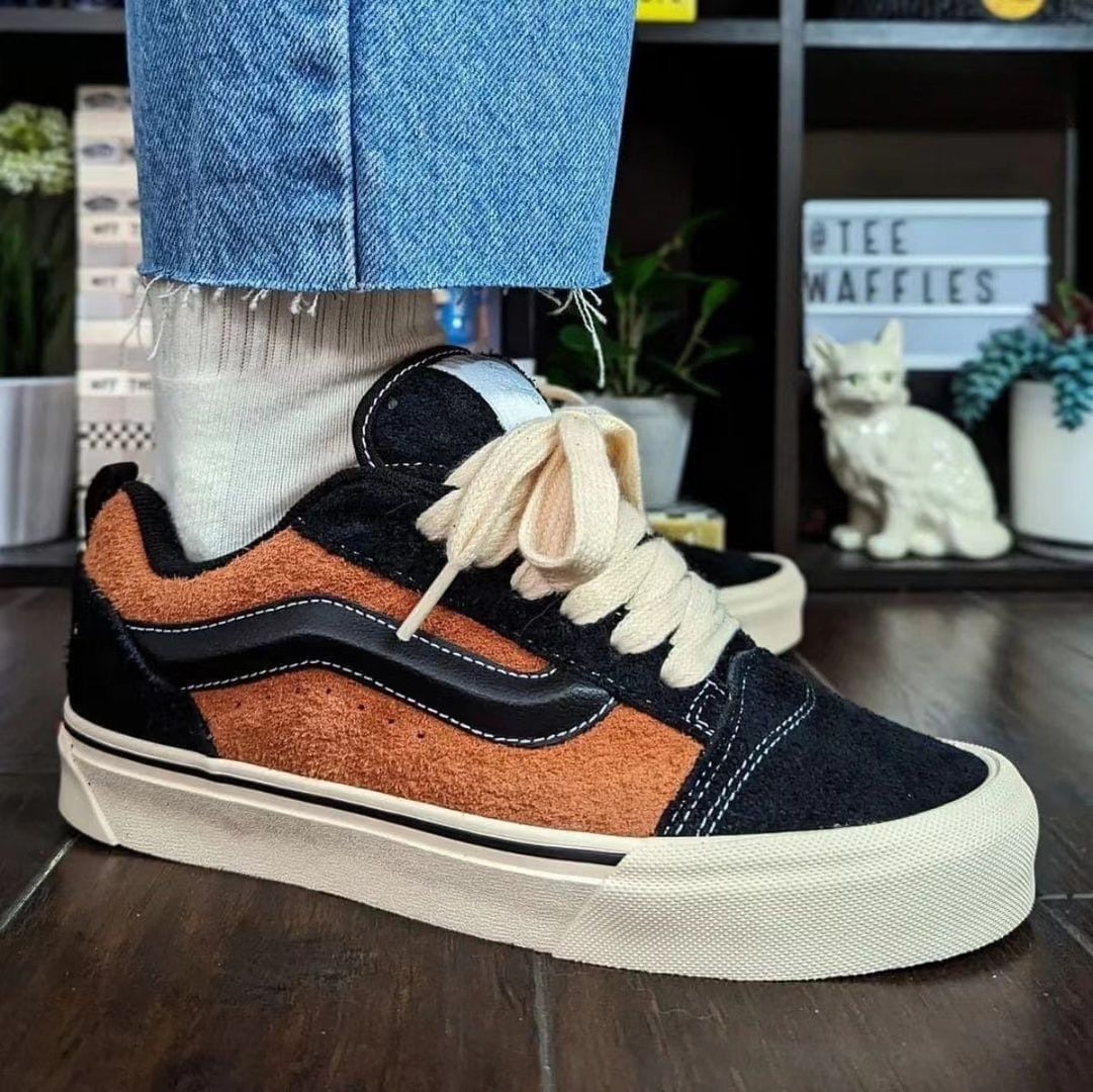 复古风拉满!这双撞色Vans太绝了