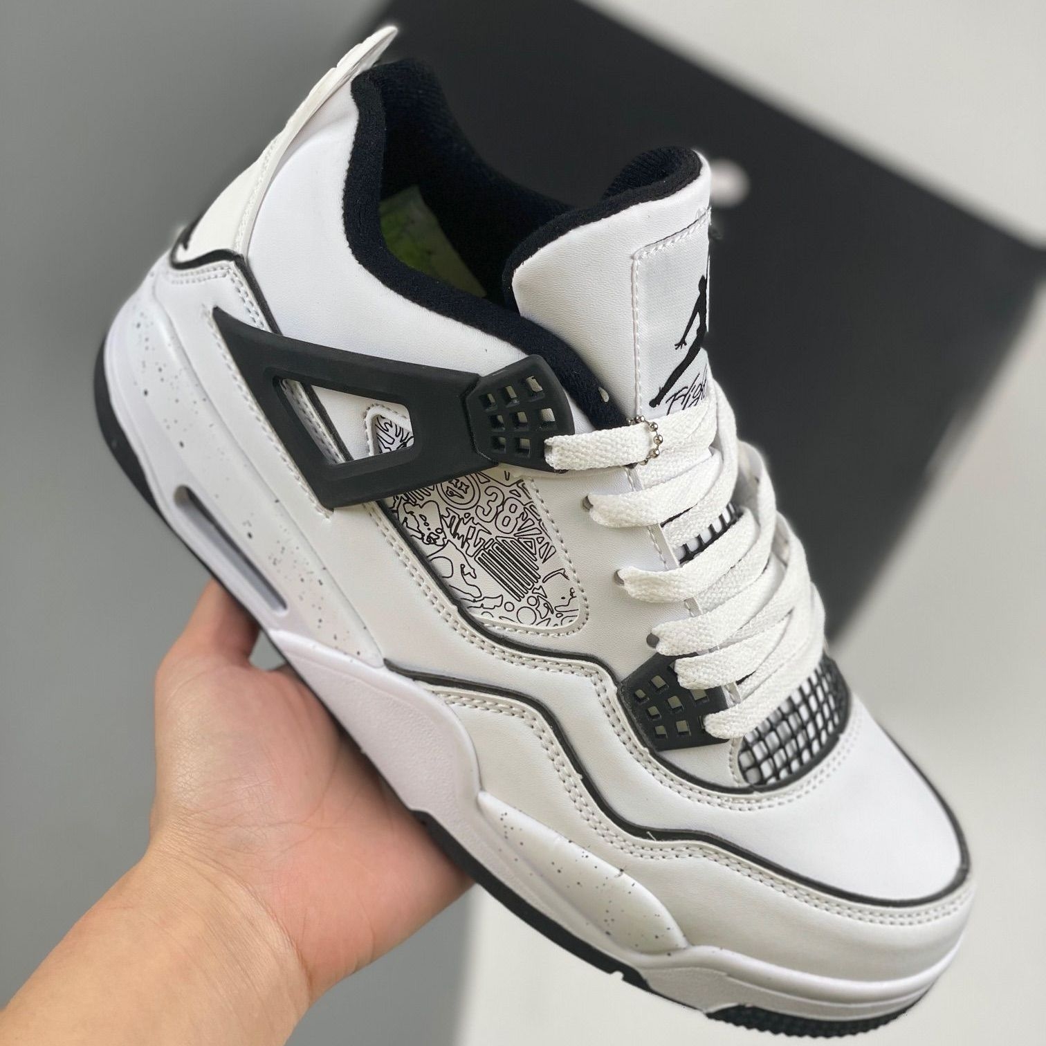 经典永不过时，Air Jordan 4白黑真的香