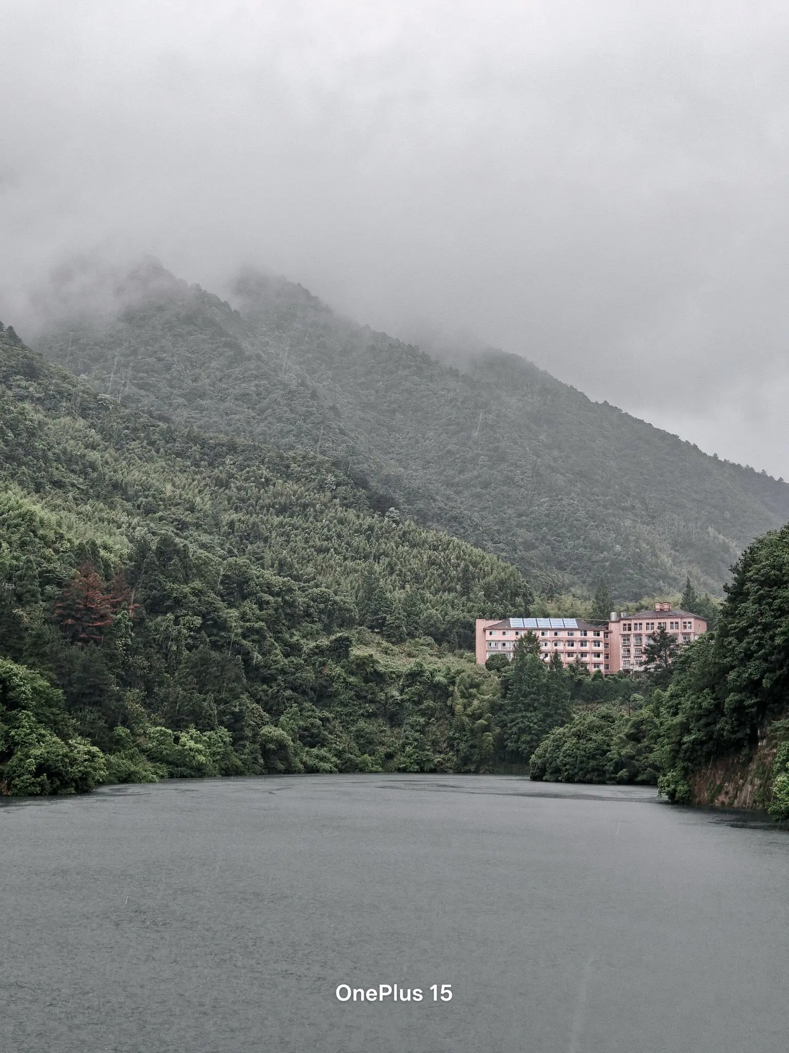 雨骑50公里就为了看这个瀑布,又惨又爽
