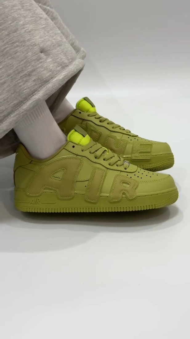 【深度实测｜CPFM × AF1，这双“天价积木鞋”到底香不香？】