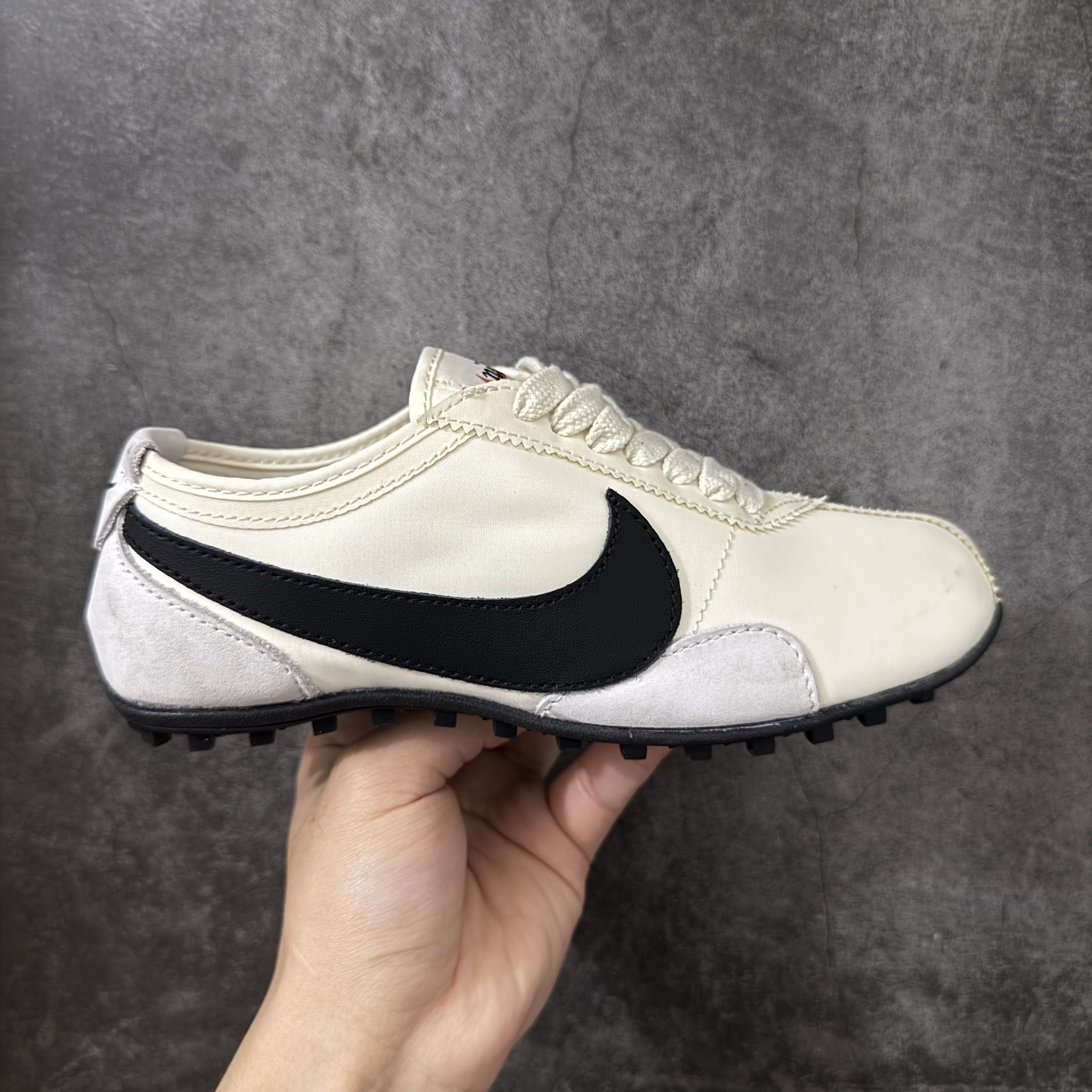 被问爆的Nike复古慢跑鞋，日常百搭王就是它!