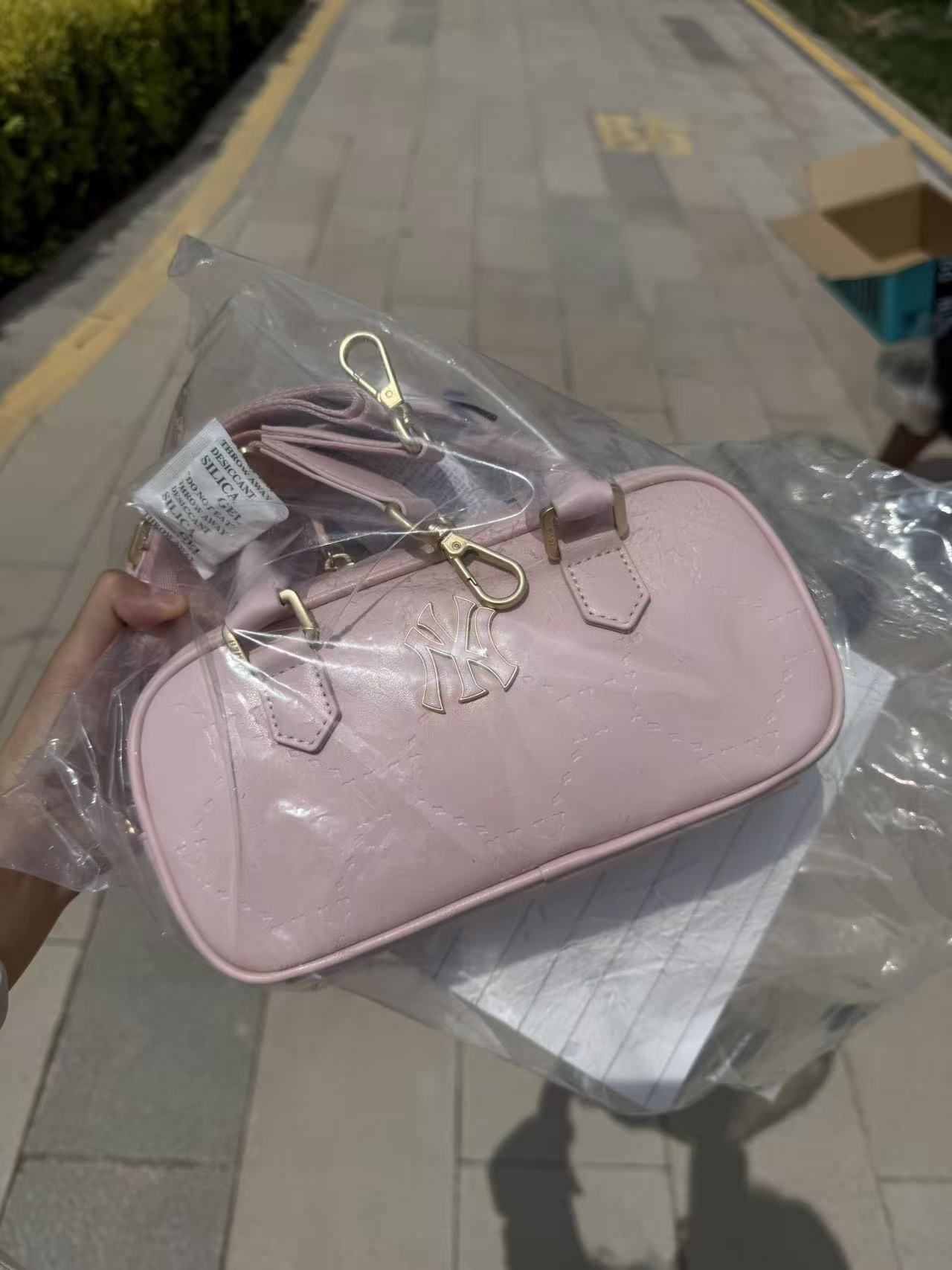 🎒单品介绍（品牌｜款式）：Mlb粉色包包