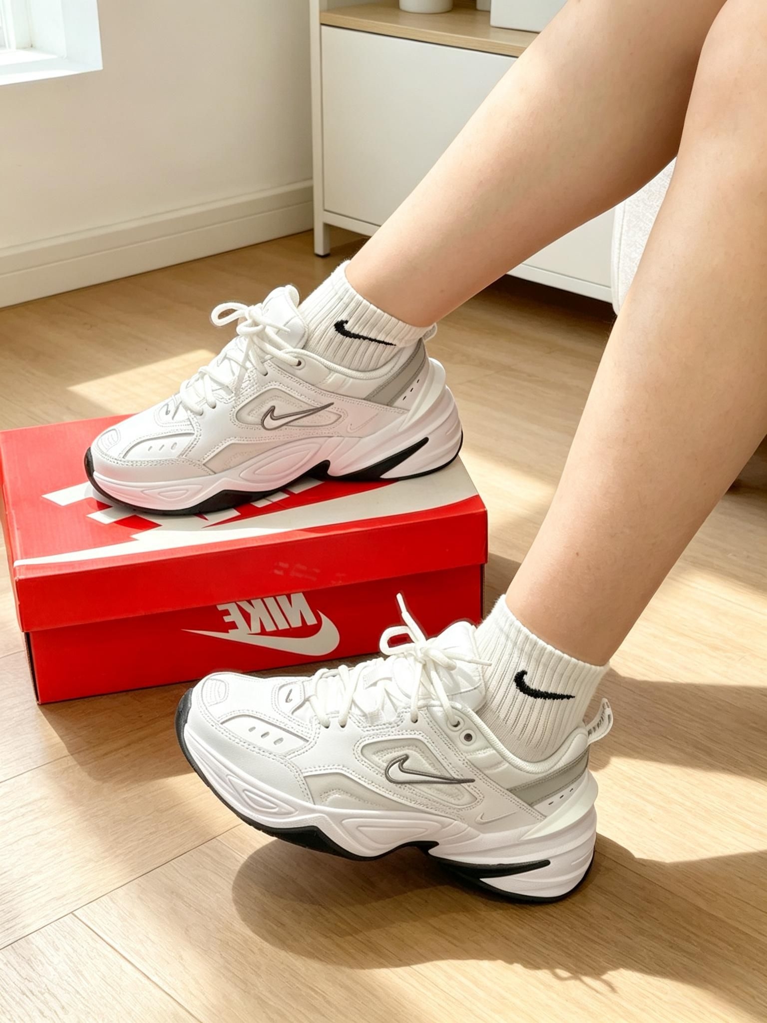 Nike M2K纯白才是老爹鞋天花板！增高4cm巨显腿长