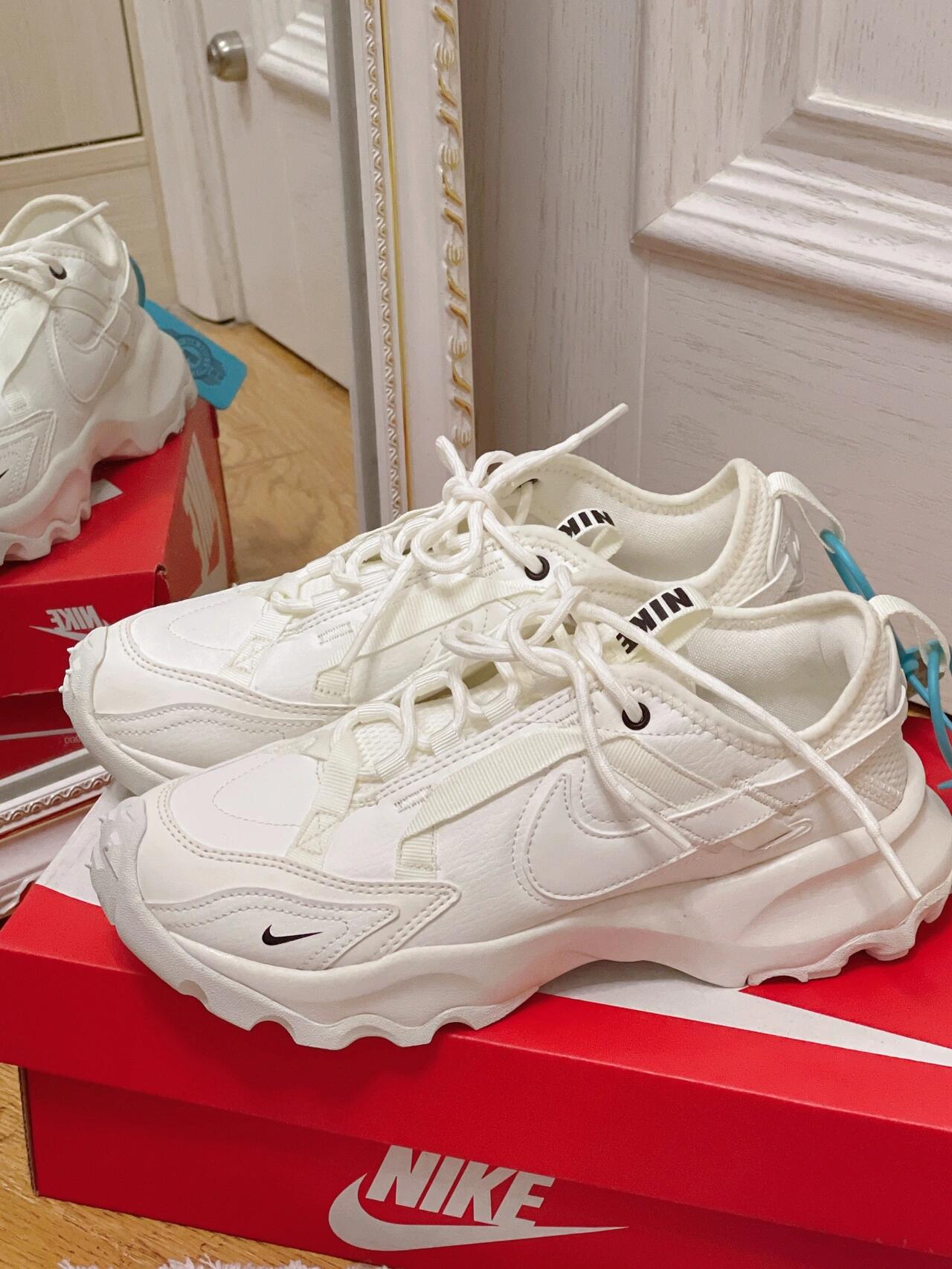 吹爆Nike这双鞋!!显瘦又增高,近期最爱