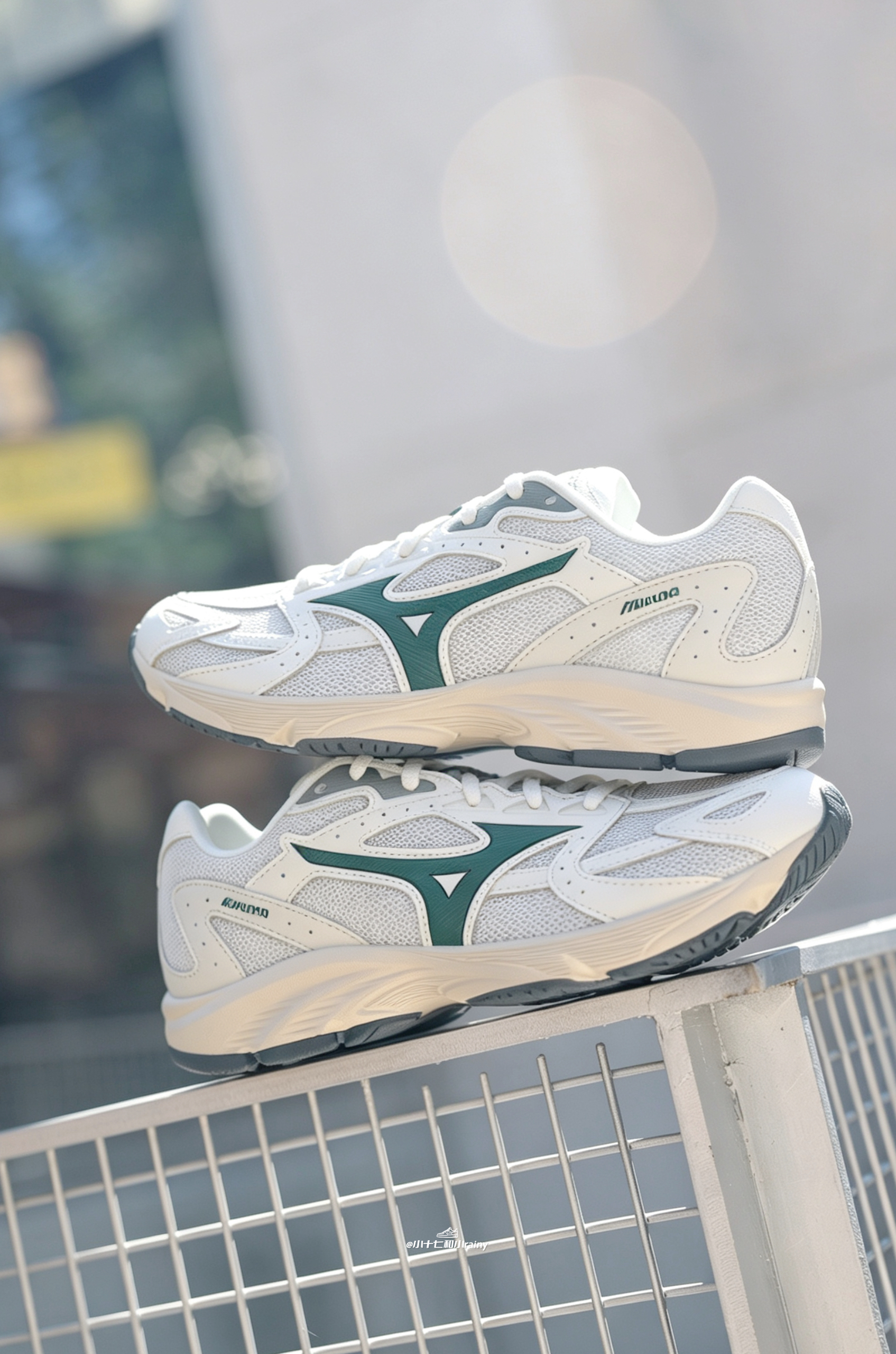 🌿千禧机能风拿捏！这双Mizuno复古撞色跑鞋，夏日透气又出片