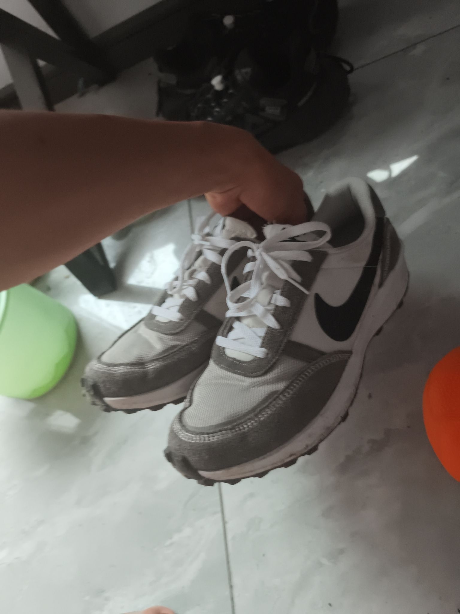 不管什么时候穿都挺合适的，上脚也非常舒服
