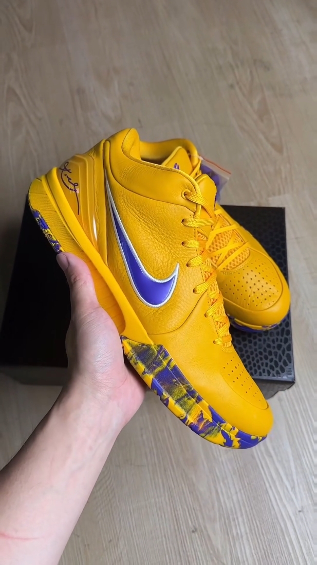 Nike Kobe 4 Protro「湖人紫金」｜把30年传奇故事穿在脚上的科比战靴