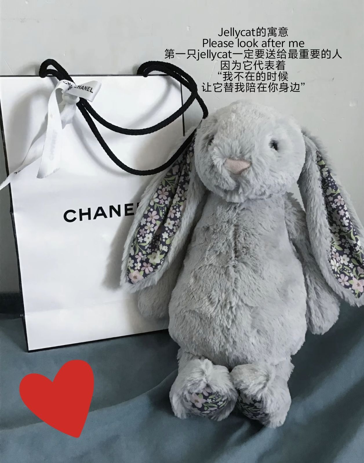  把想念托付玩偶，我人未至，温柔先行