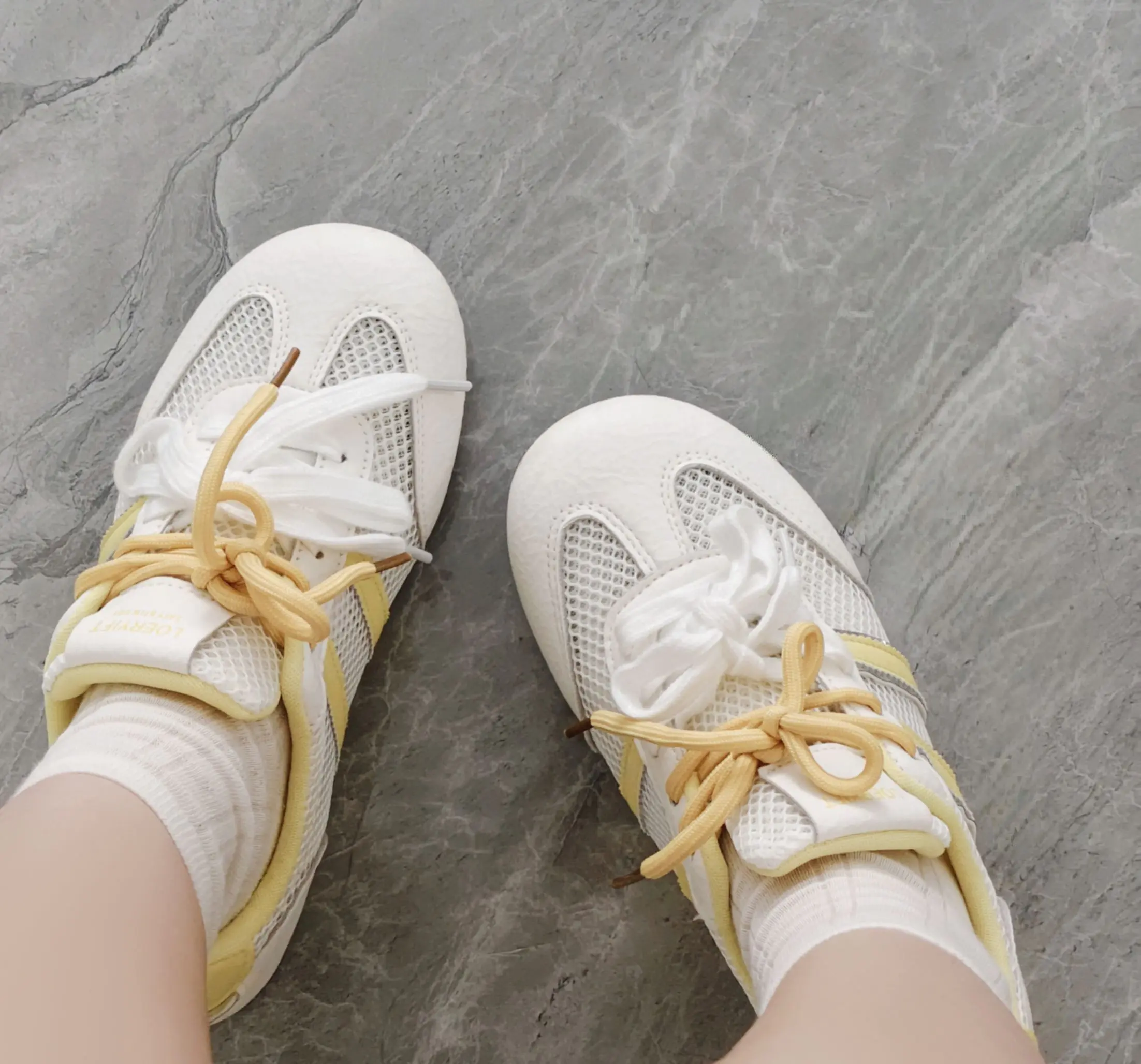 夏日本命网面德训鞋|奶黄配色太显温柔啦