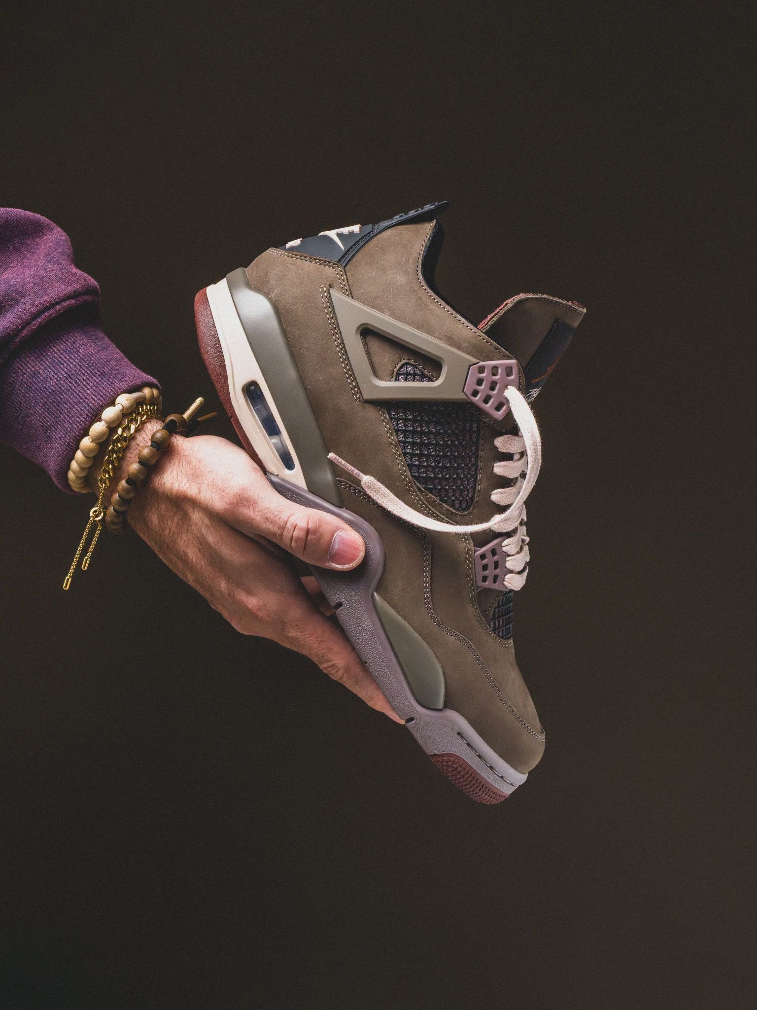 复古大地色天花板✨Travis Scott x AJ4摩卡棕开箱测评