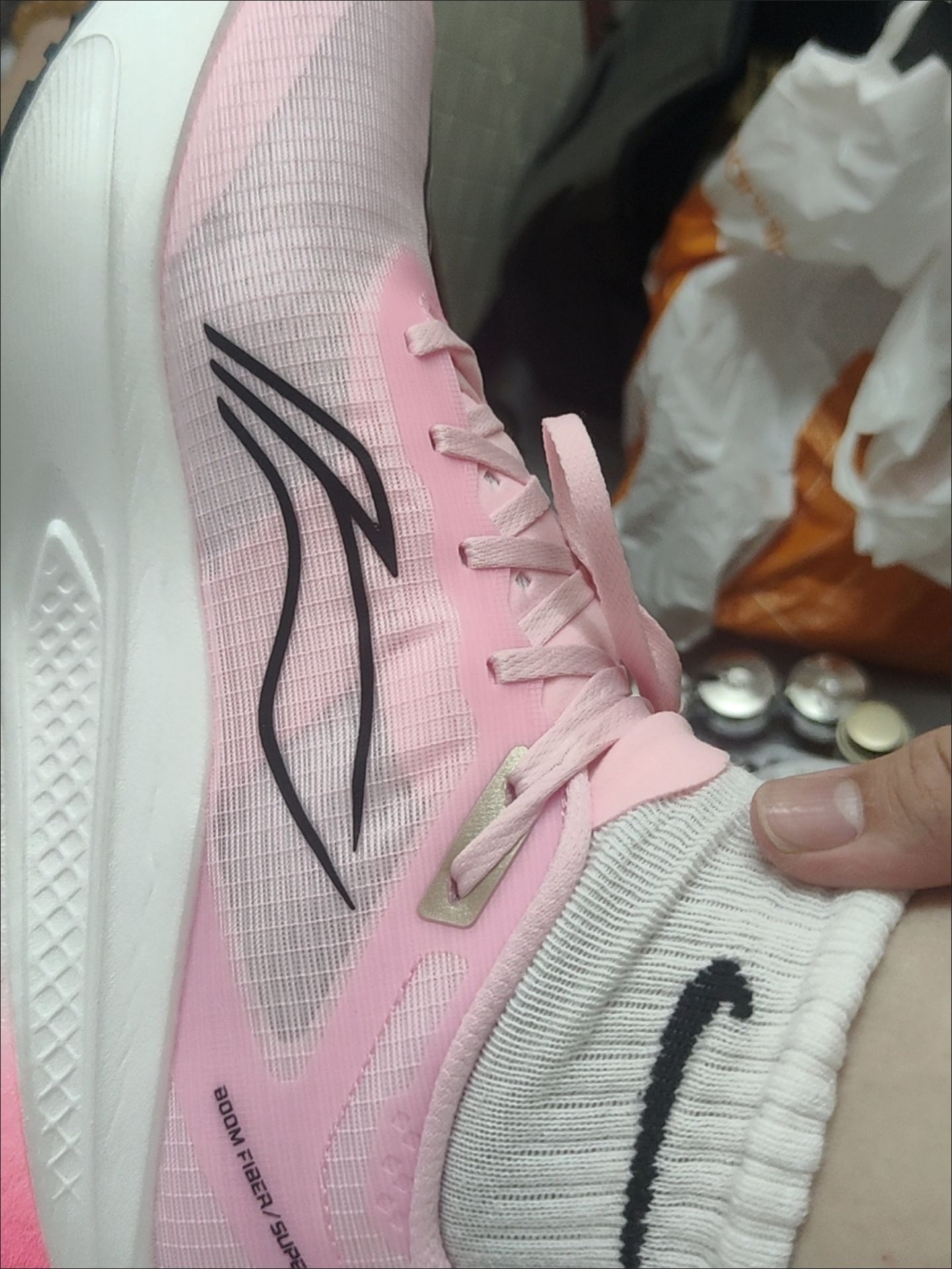 👟球鞋名称：

📌是否偏码【偏大/不偏码