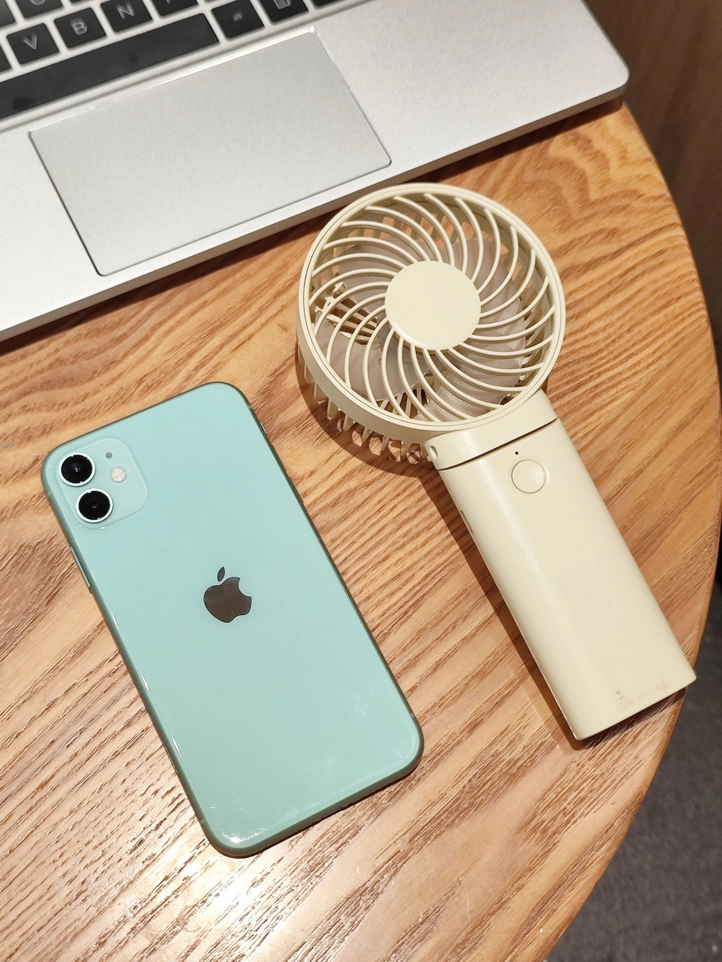 工作数码搭子❗这两个的颜色夯爆了