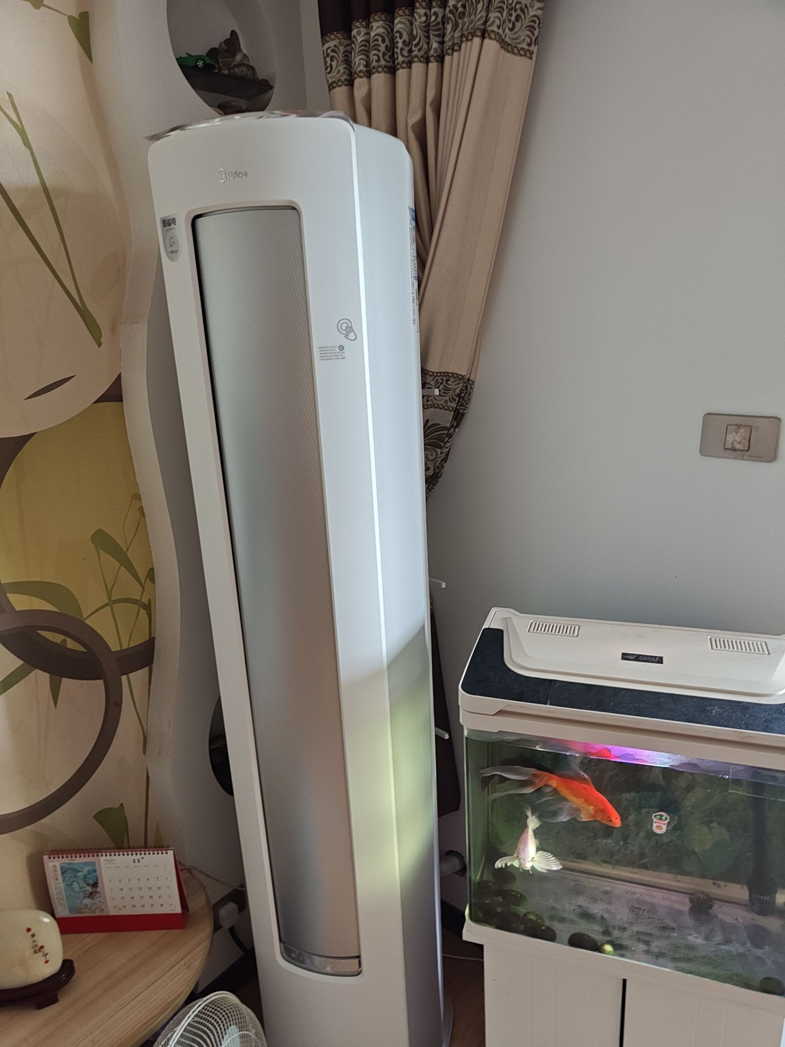 制冷效果很强,开2分钟左右就降温好多了