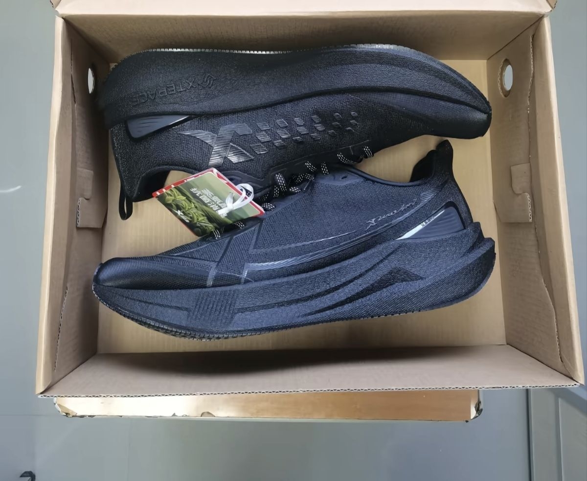 2000公里5pro不错