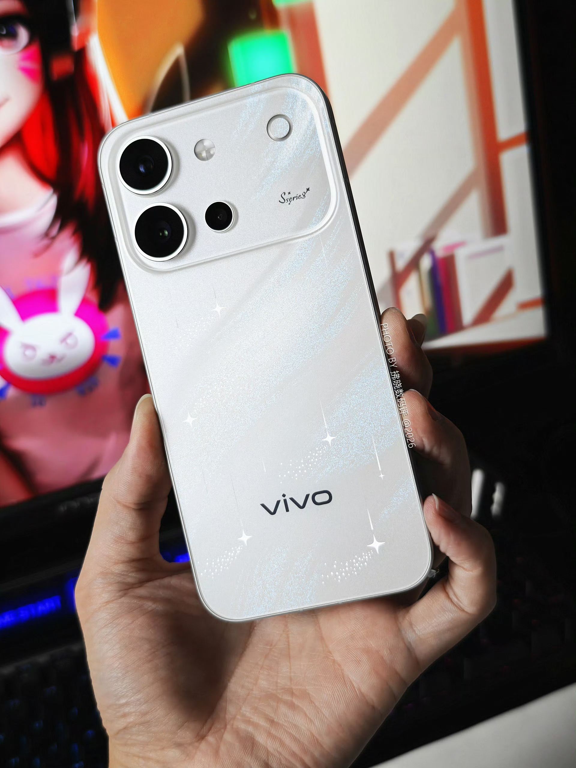「拂晓开箱」vivo S60：
