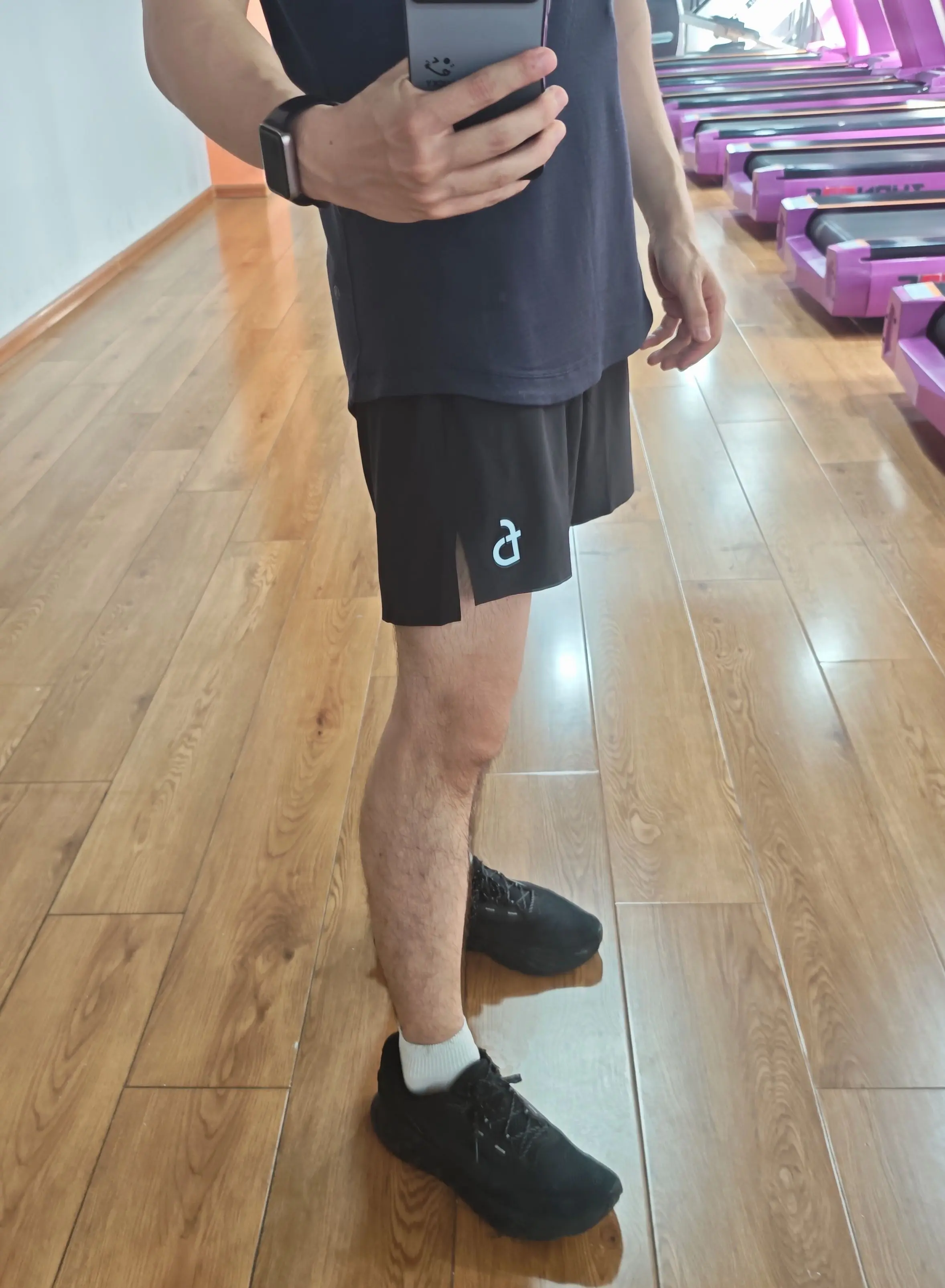 跑步神器|自带腰包的运动短裤太香了