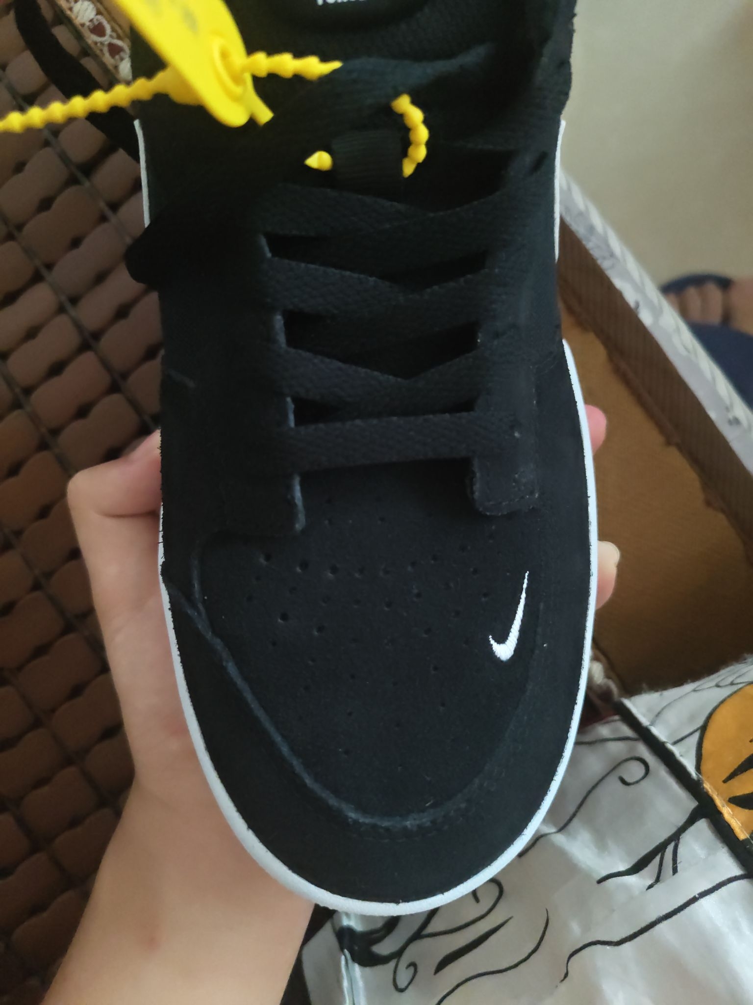 学生党百搭板鞋|Nike SB黑小白yyds😇