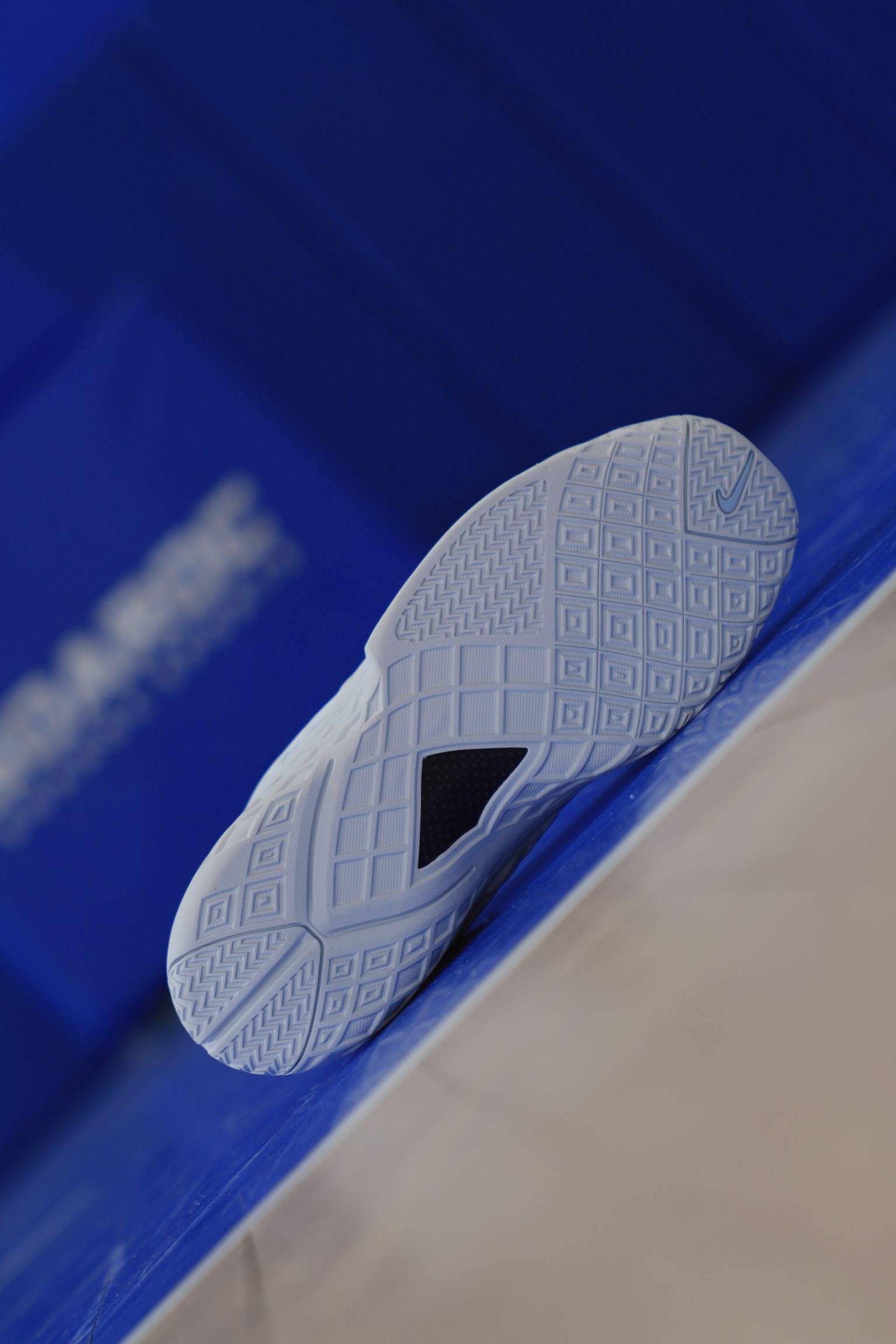 洗尽铅华的复古情怀❓ZK3 Protro Low『铂金』登场❗️