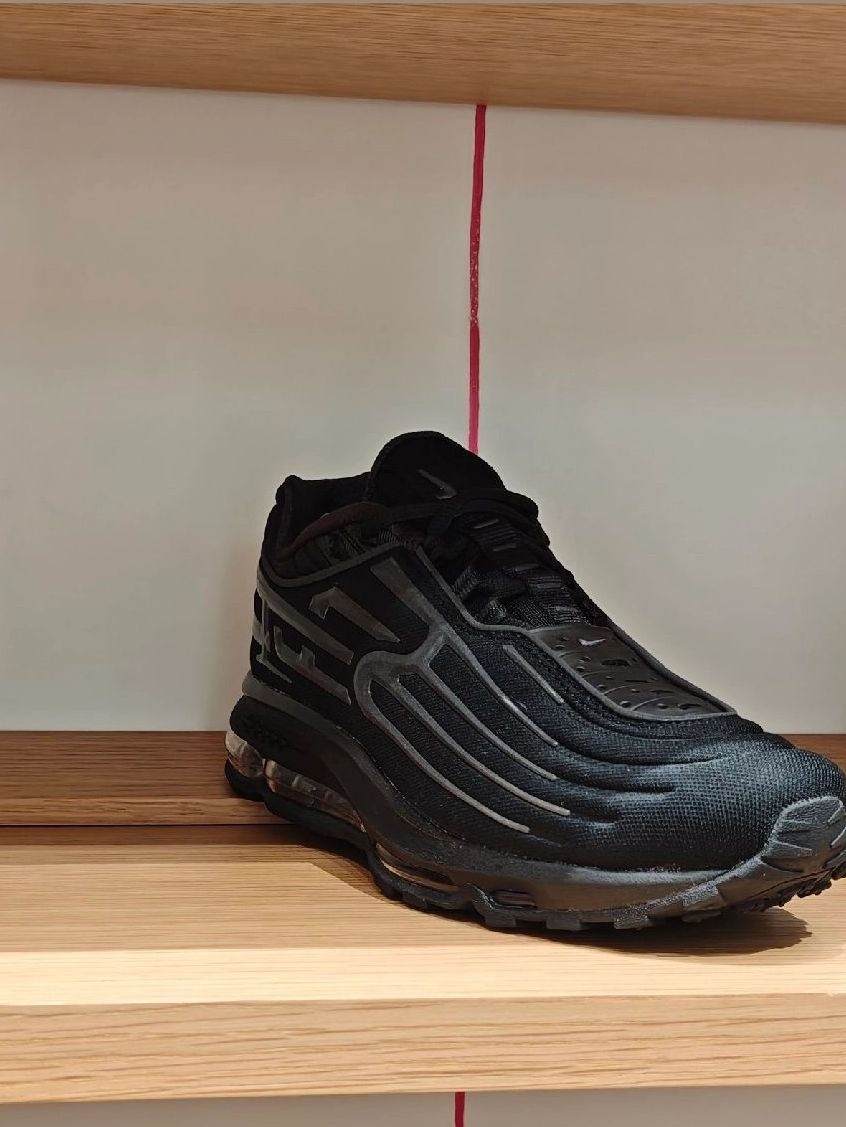 街头王者联动Supreme x Nike AirMax 2001联名