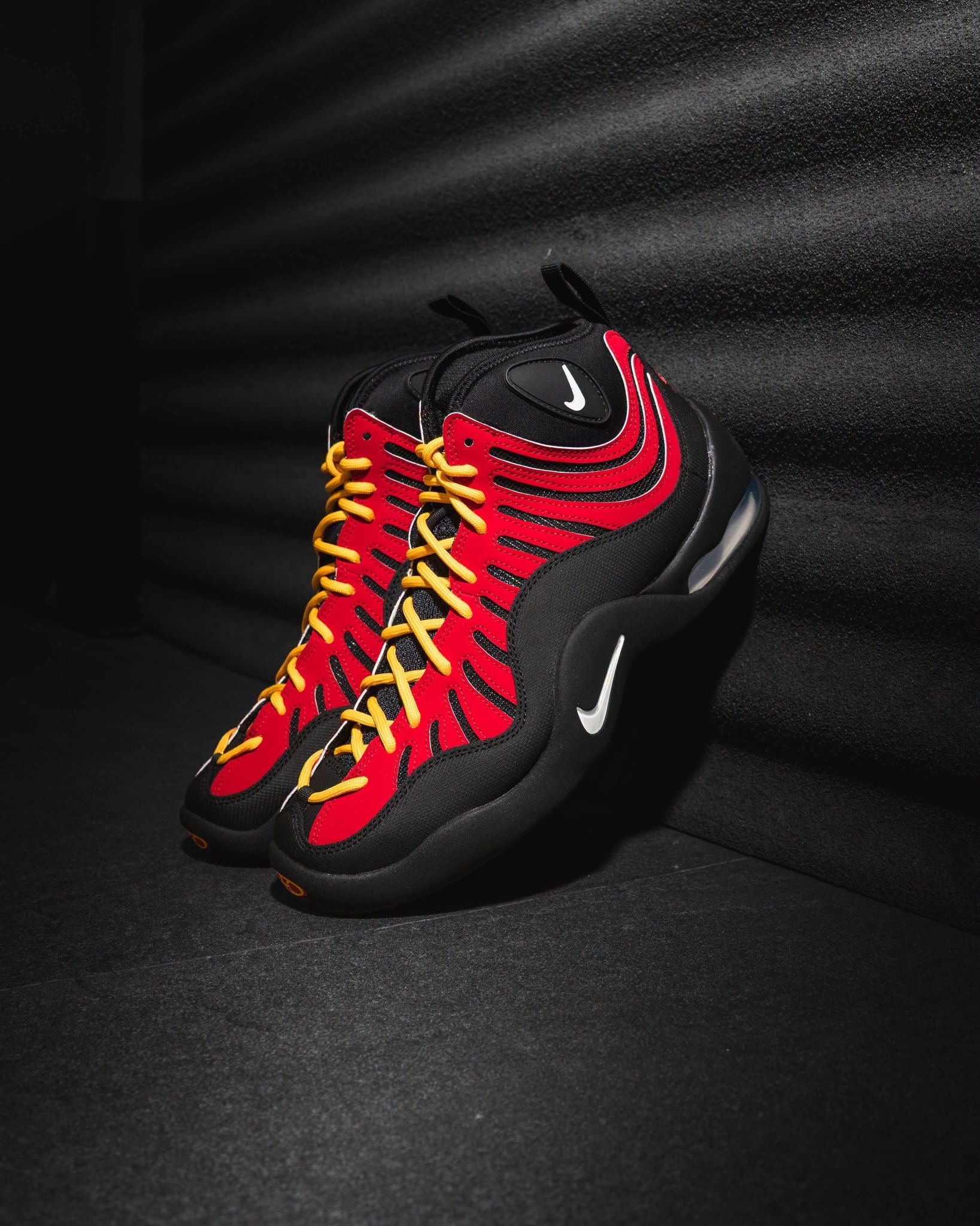 复古老炮回归🔥Nike Air Bakin 黑红黄 经典老篮球鞋全方位解析
