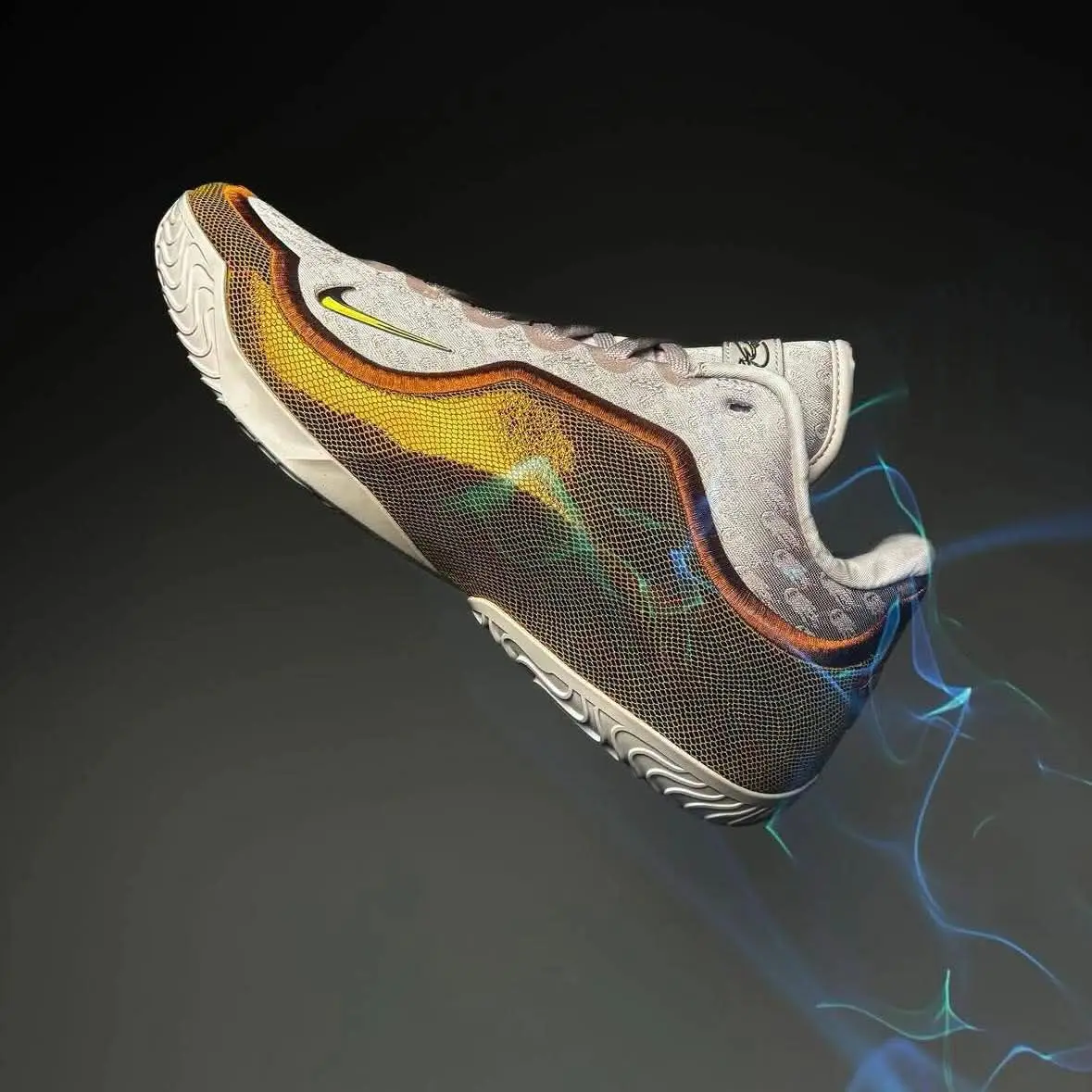 👑奢华金白|LeBron23 白金金属金配色 詹姆斯23代全方位解析
