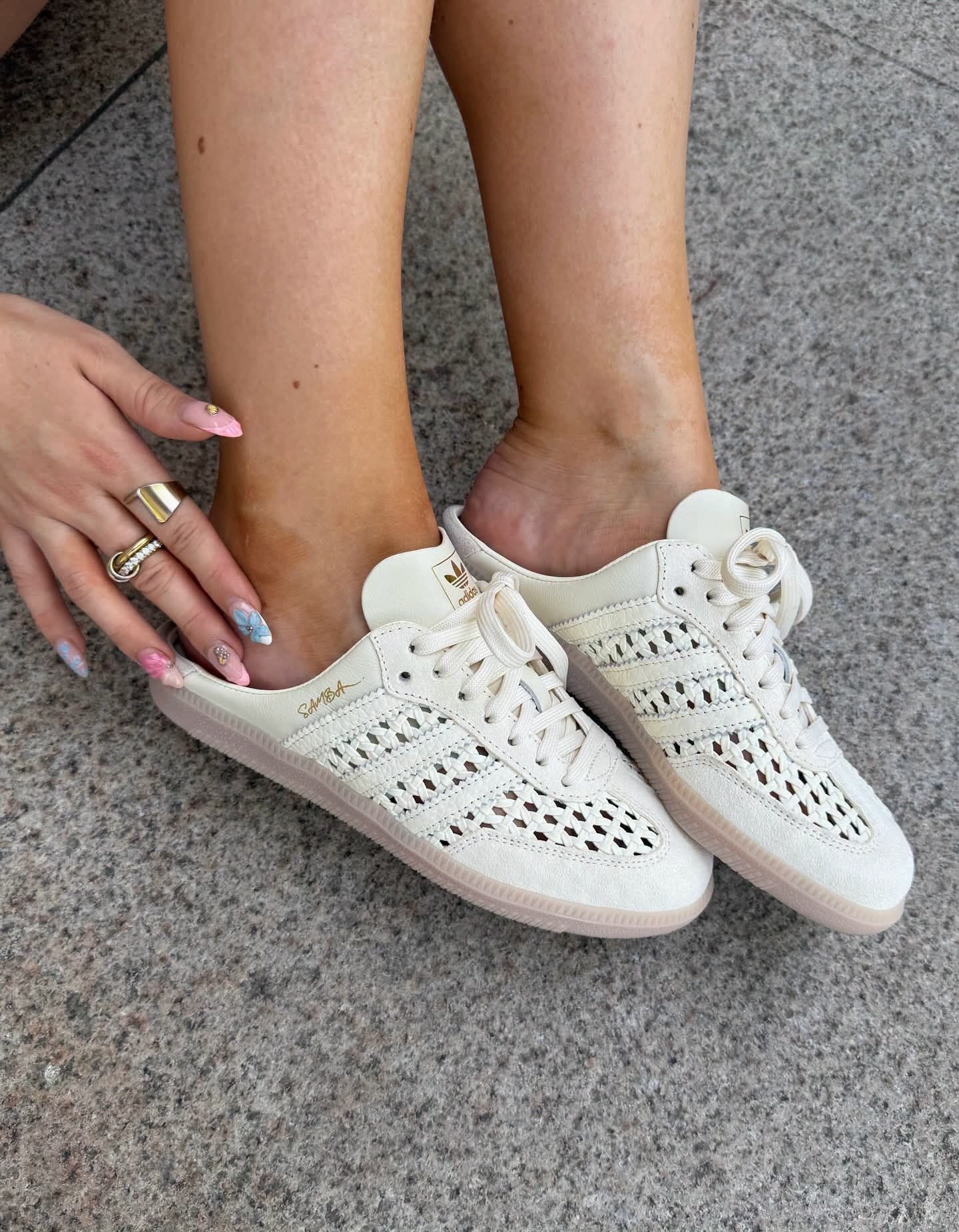 温柔氛围感✨Adidas Samba穆勒半拖编织款