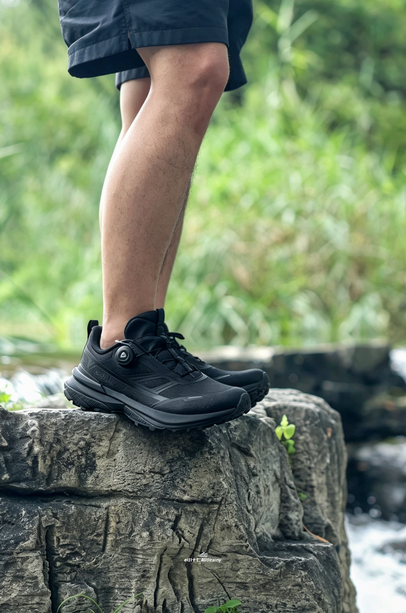 初秋徒步穿什么鞋？这双旋钮徒步鞋太香了！👟