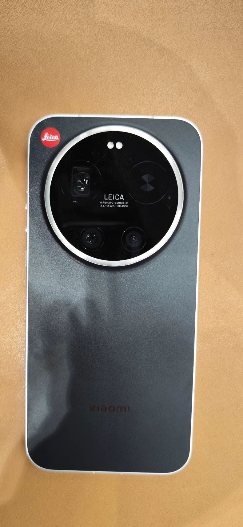 小米17 Ultra直降1100，比iPhone17便宜2000，参数直接碾压