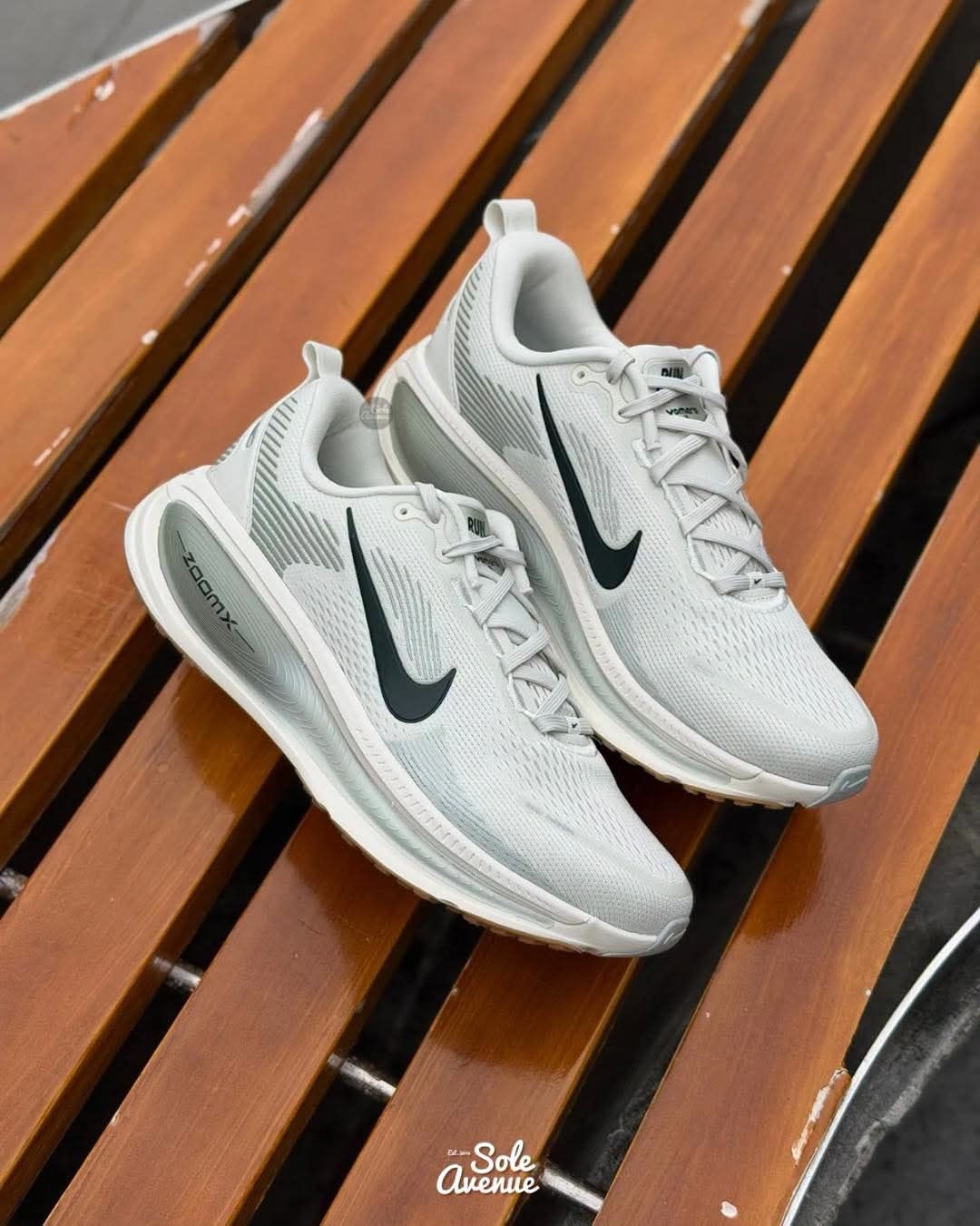 Vomero18｜Nike顶级缓震慢跑鞋，长距离训练首选
