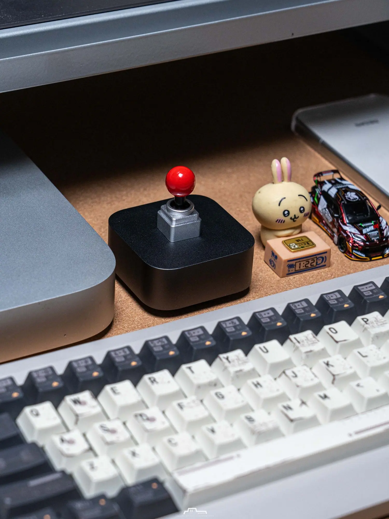 这个 mac mini 小方块,让你的桌面更干净