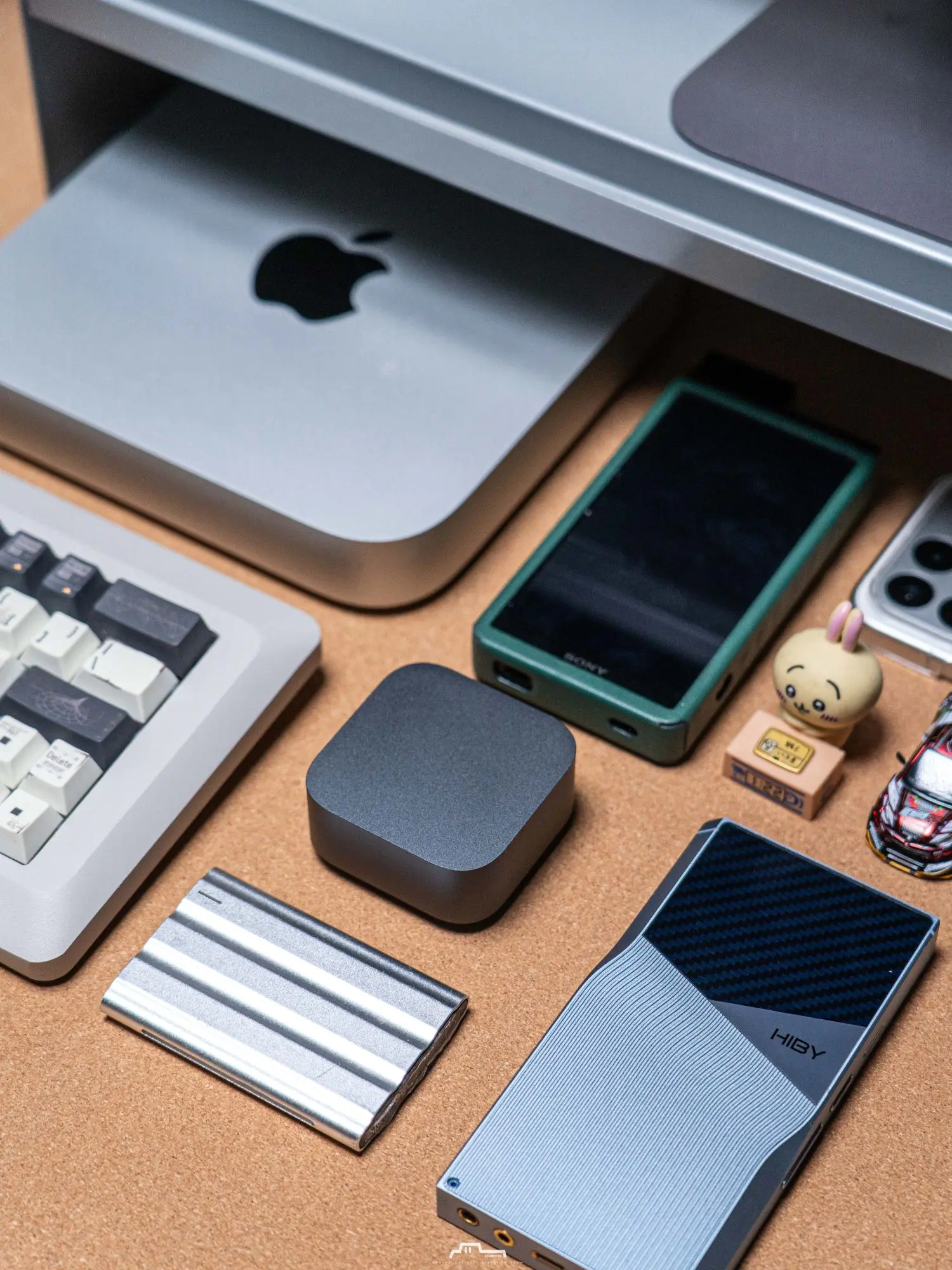 这个 mac mini 小方块,让你的桌面更干净