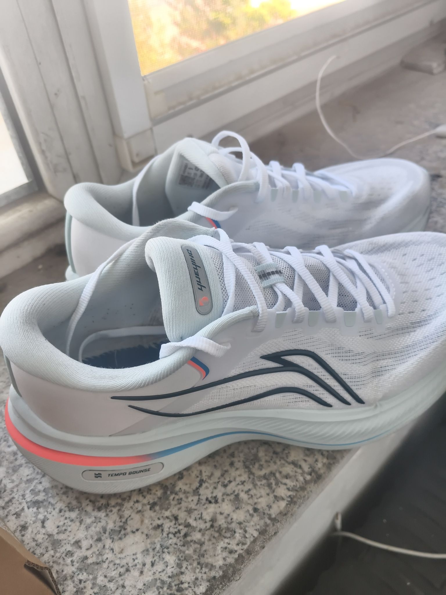 👟球鞋名称：

📌是否偏码【偏大/不偏码
